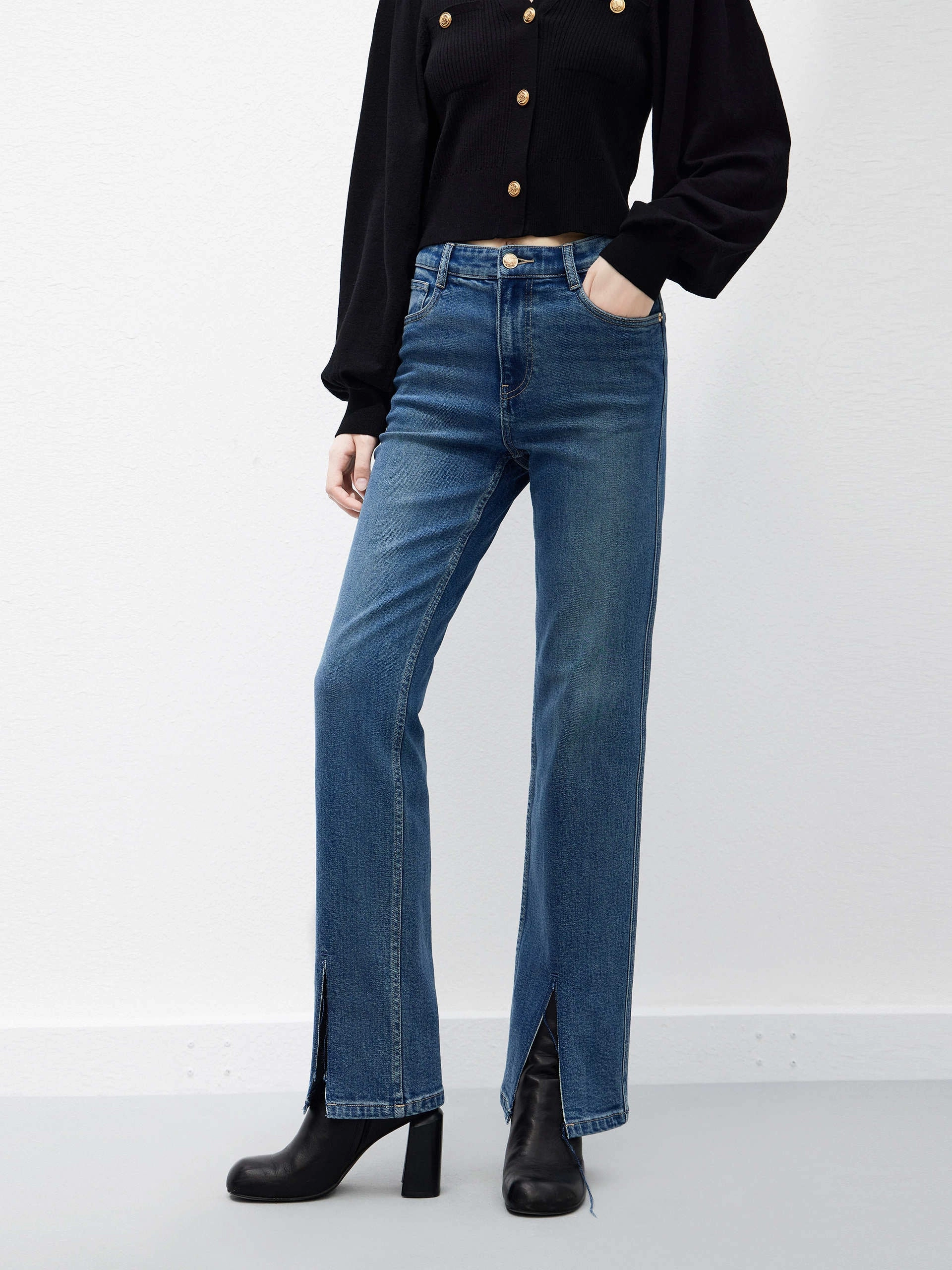 Front Slit Straight Jeans Fashion Lover Outdoor Enthusiast Soft Wash Treatment