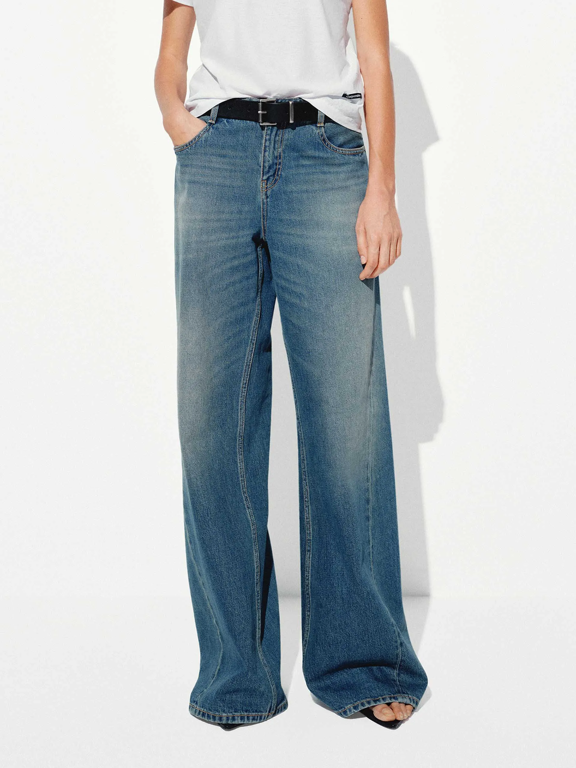 Seams Detail Cotton Jeans Chill Outfit Relaxed Style Earthy Eco Friendly Production