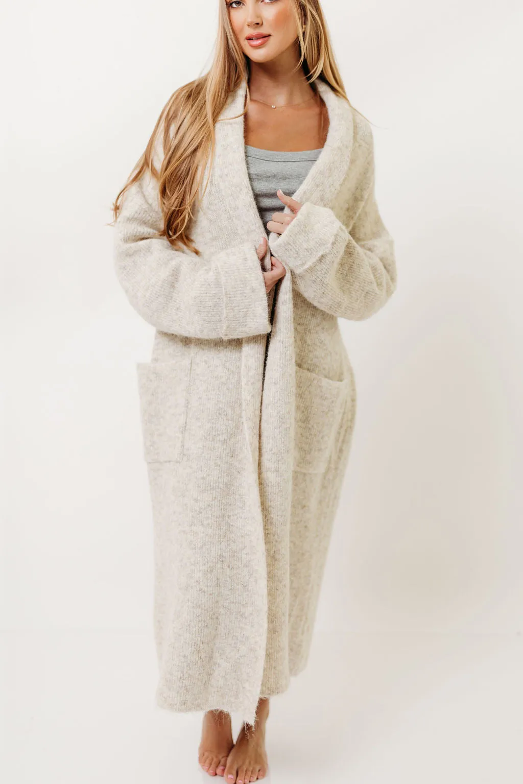 ShrinkResistant Weave Skin Friendly Stitch Amina Ribbed Knit Long Cardigan Jacket in Light Taupe