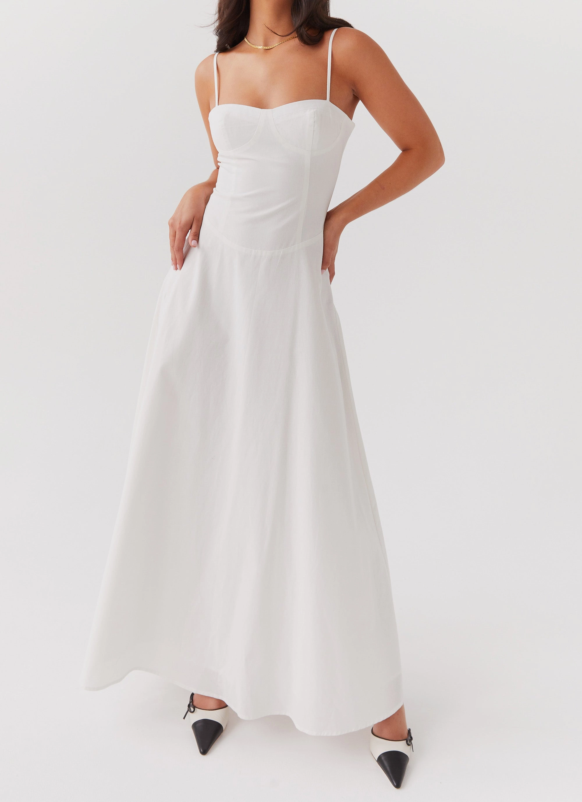 Timeless Fit Look Angelina Linen Maxi Dress - White