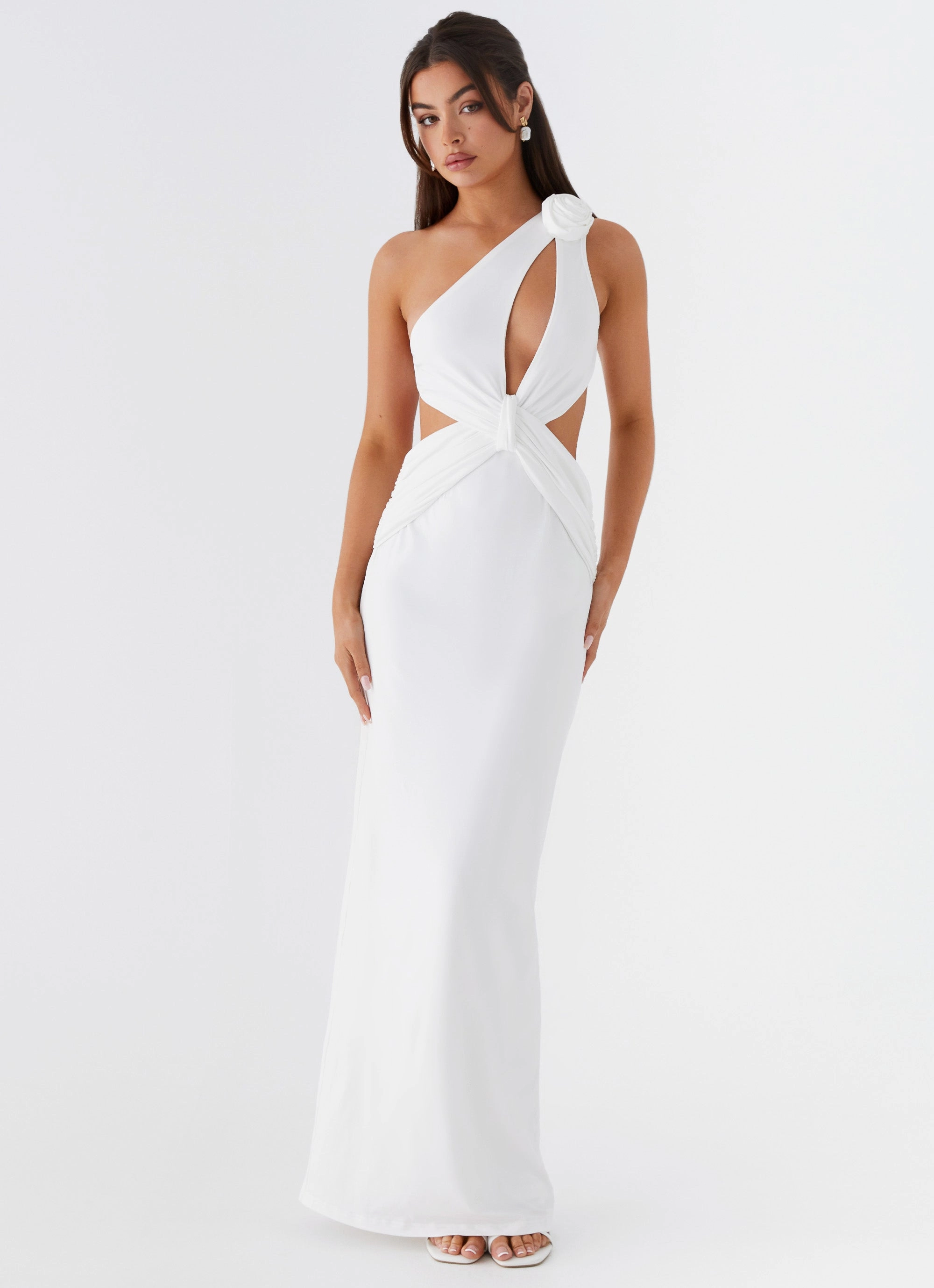 Lovesome Rosa Maxi Dress - White Cozy Base Anti-Static-Finish