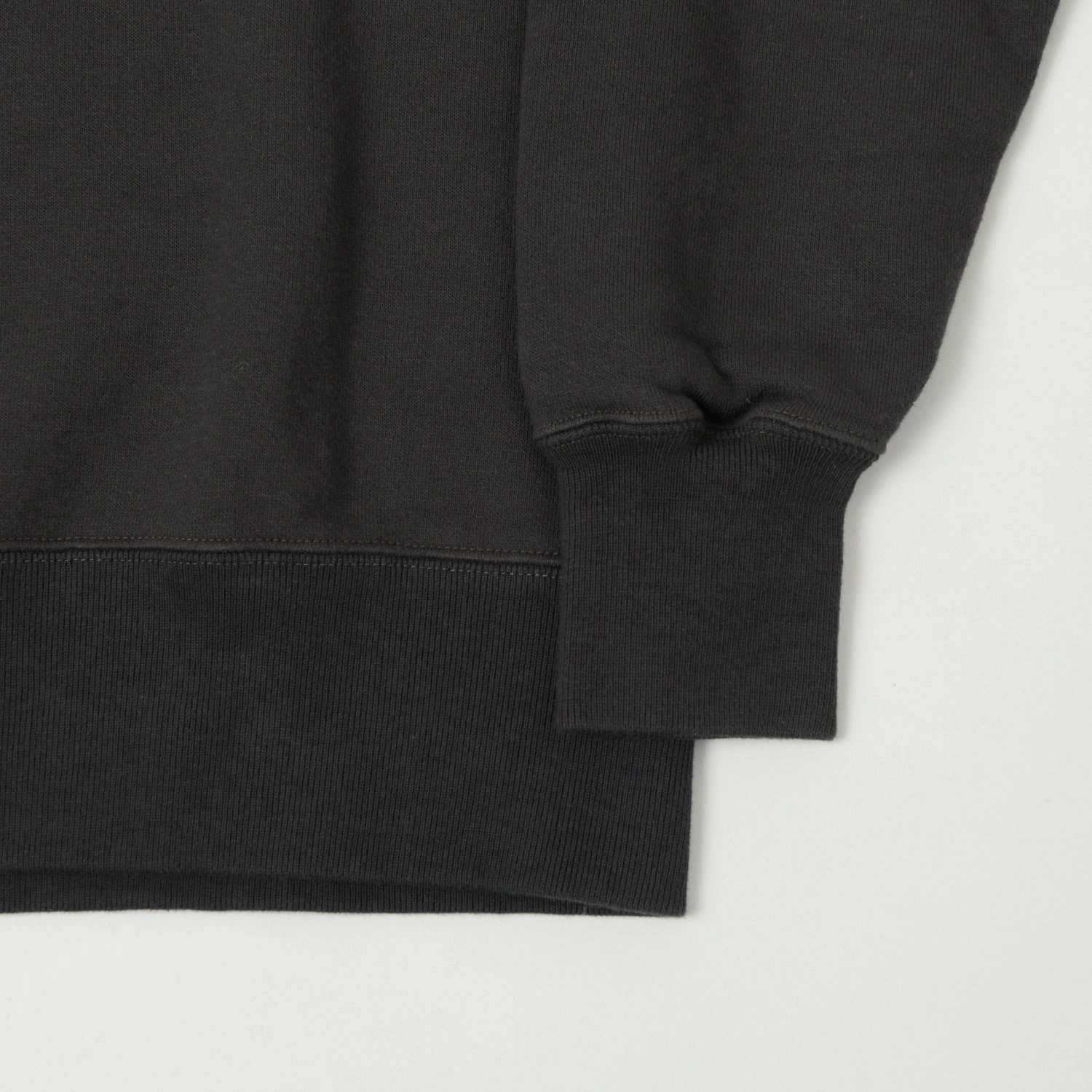 Buzz Rickson's Raglan Sleeve Freedom Sweatshirt - Black Essential Active Suede