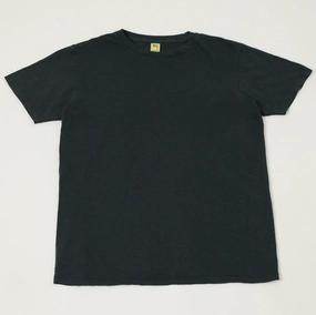 Versatile Wardrobe Piece Fit For All Velva Sheen Rolled Crew Neck T-Shirt - Black