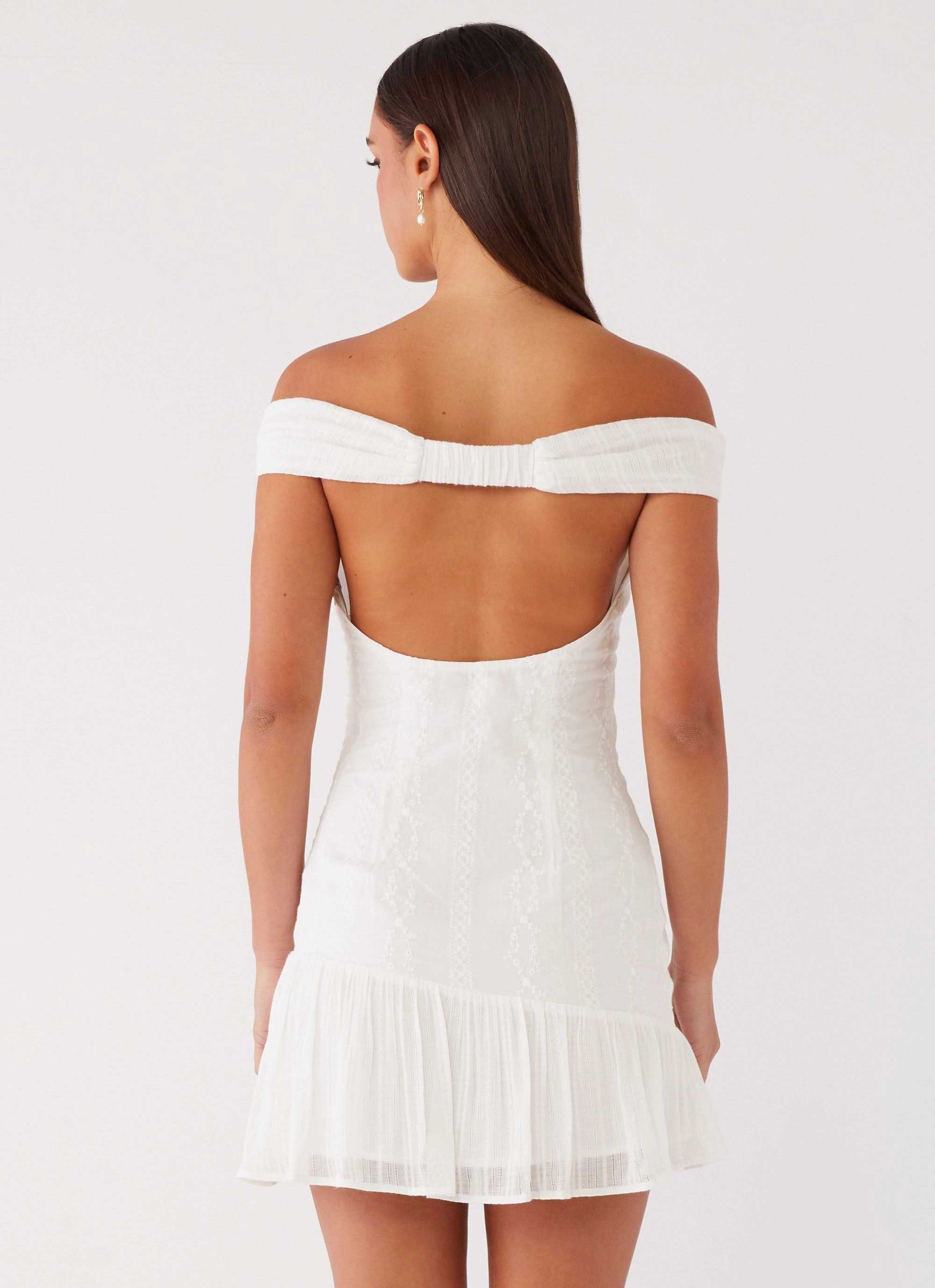 Elegant knee-length dress Gabby Ruffle Hem Mini Dress - Ivory