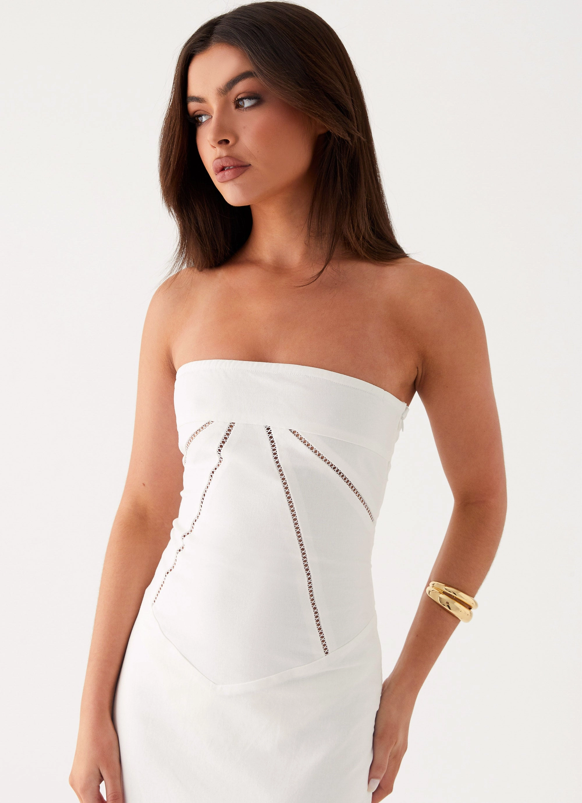 Cerisa Linen Maxi Dress - White Calm Aesthetic Dinner Outfit