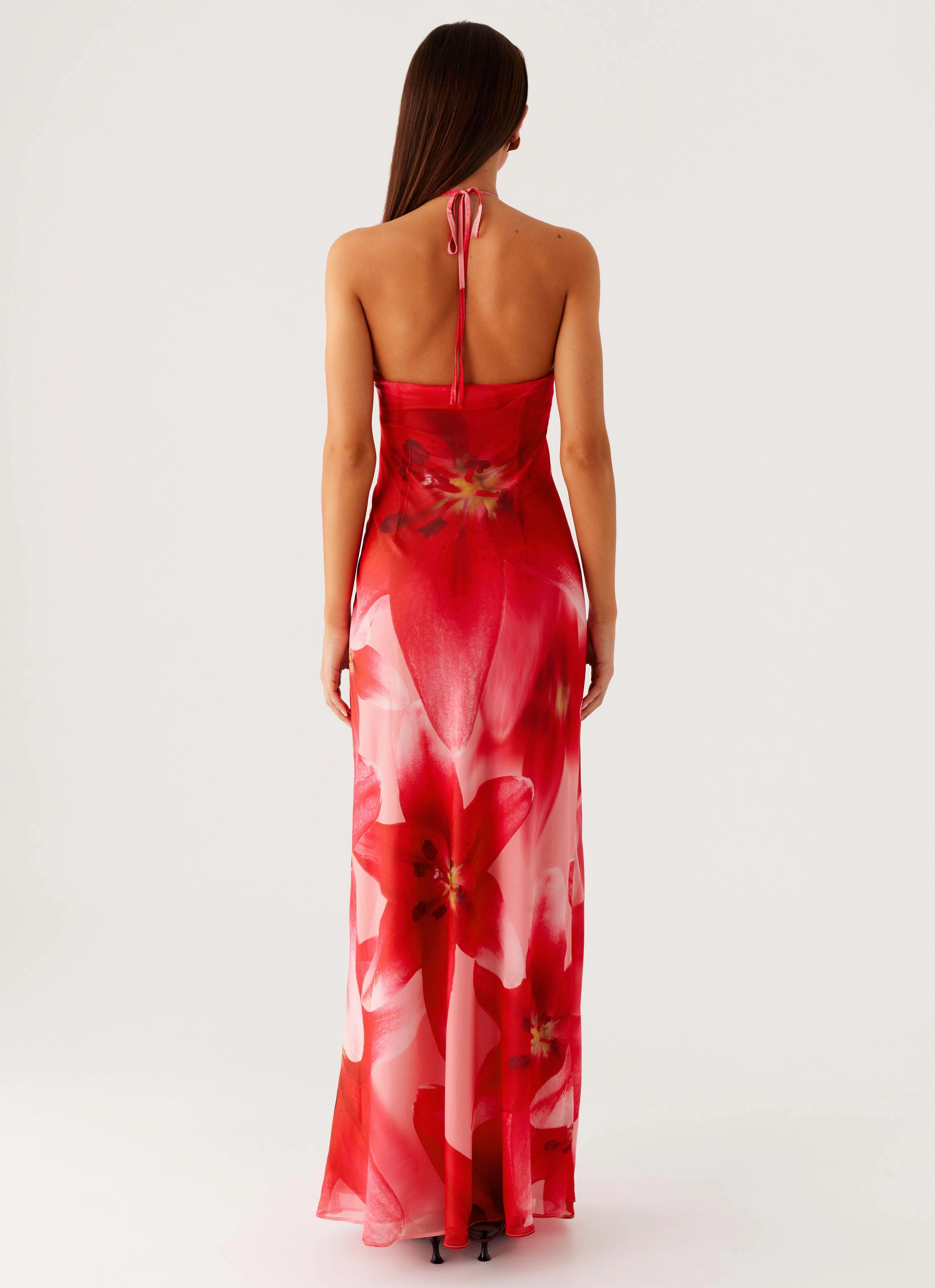 Perfect Fit Look Flattering Silhouette Wear Vatiana Chiffon Maxi Dress - Peach Watermelon Flower
