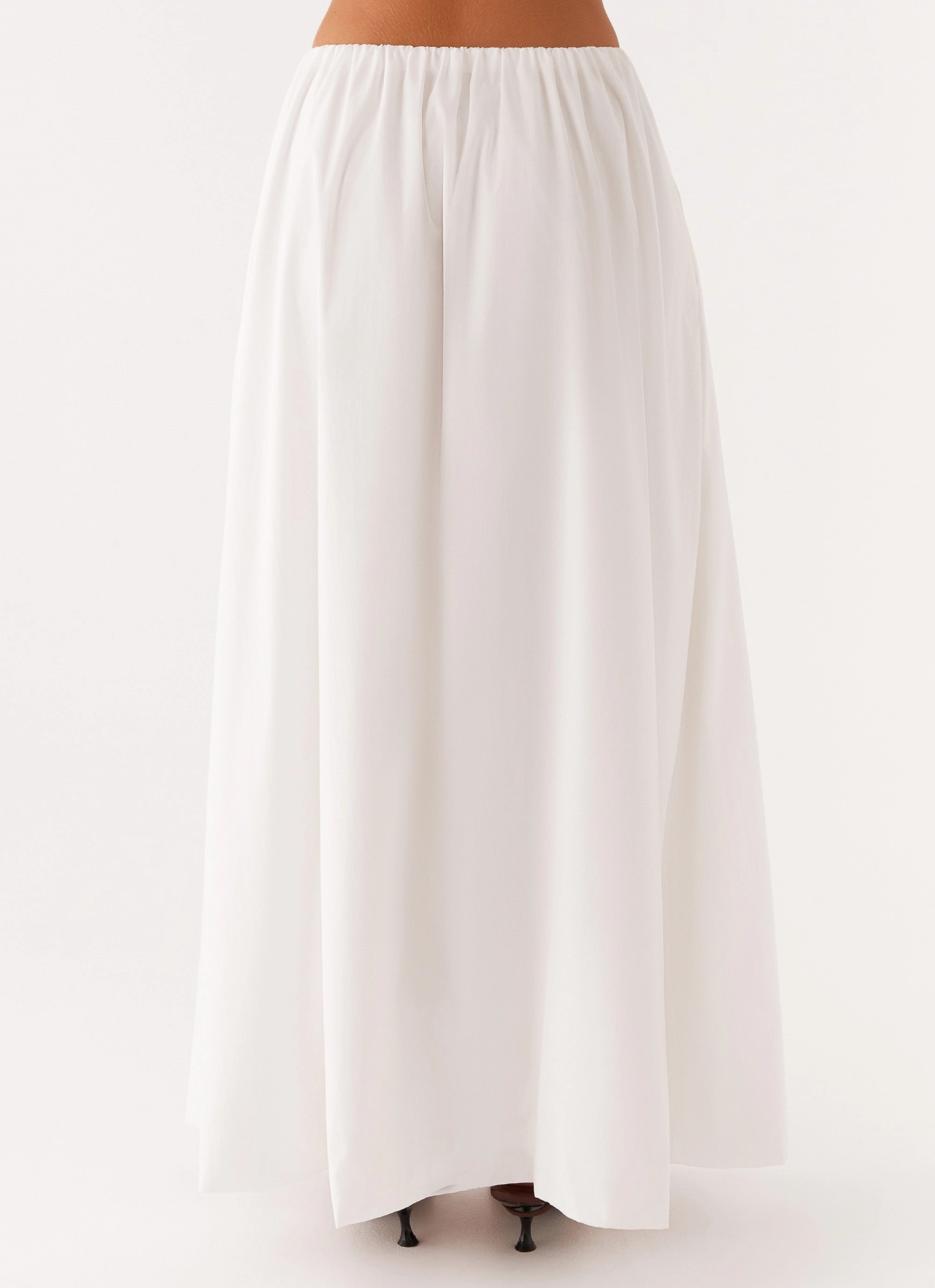 Textured Surface Flowing Design Cheryl Maxi Skirt - White