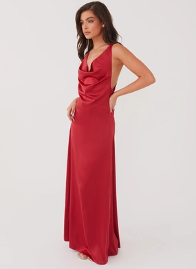 Cocktail-Party Layered Comfort Musa Maxi Dress - Cherry Red