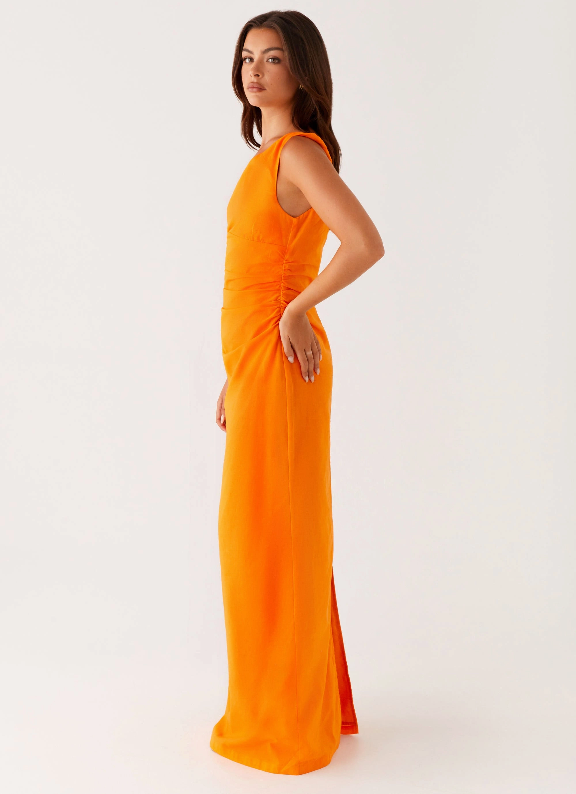 Comfortable Layering New York Ignite Maxi Dress - Orange