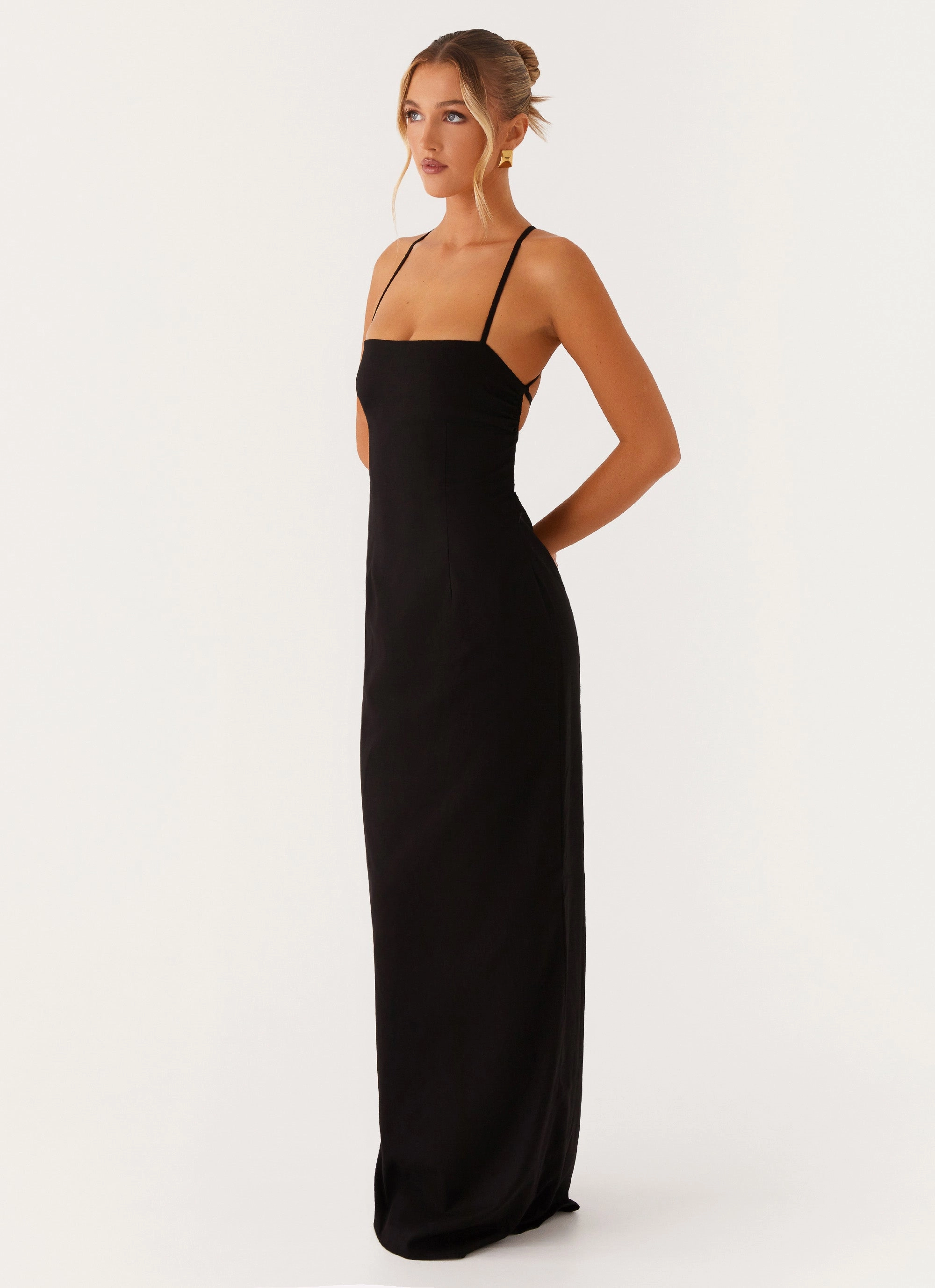 Fitted Style Cora Backless Maxi Dress - Black