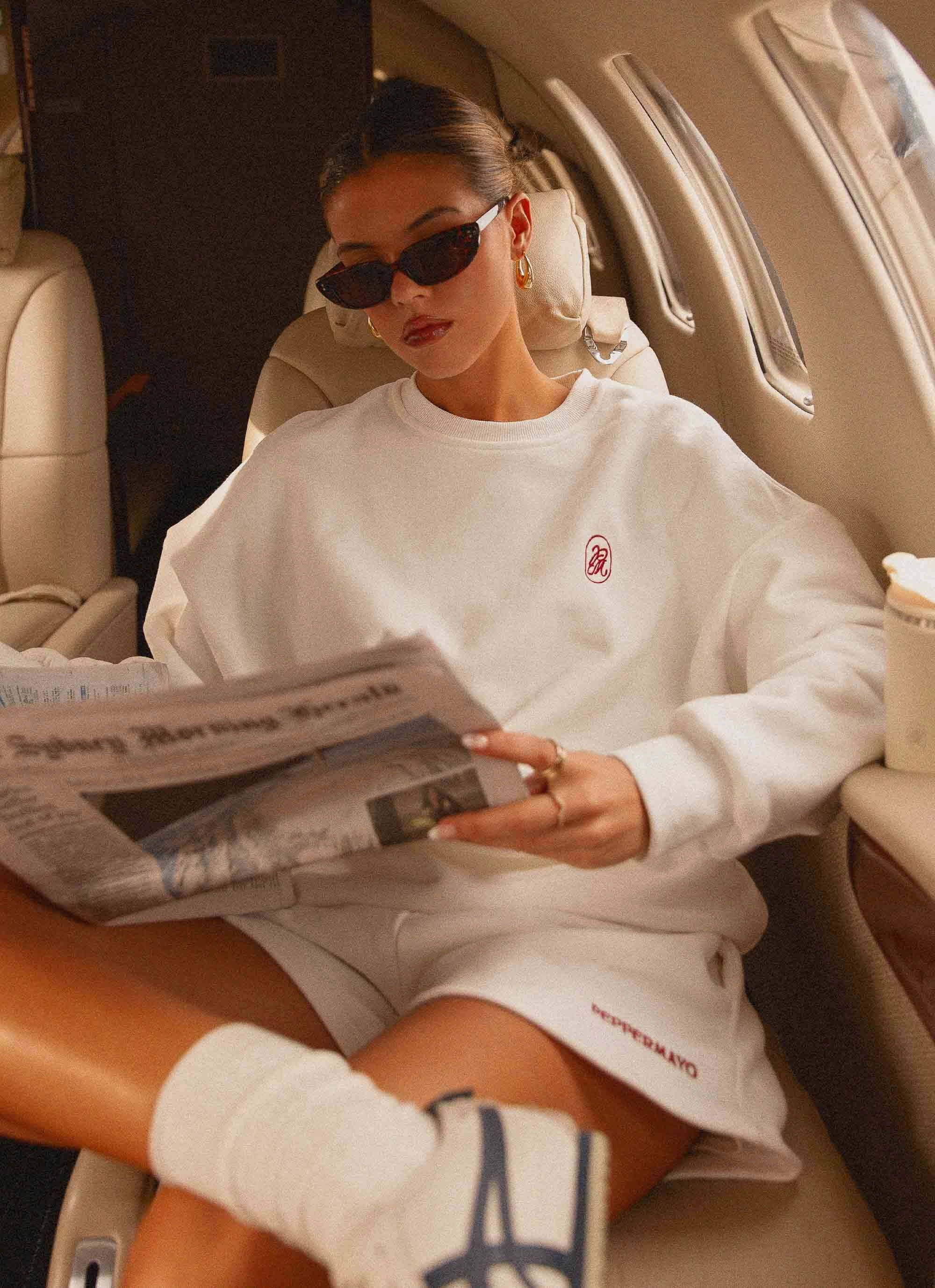 Signature Oversized Sweatshirt - Ivory Flattering Cut Relaxed Comfort Look