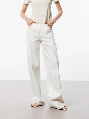 Cotton Blend Ripped Jeans Neutral Vibrant Chill Outfit