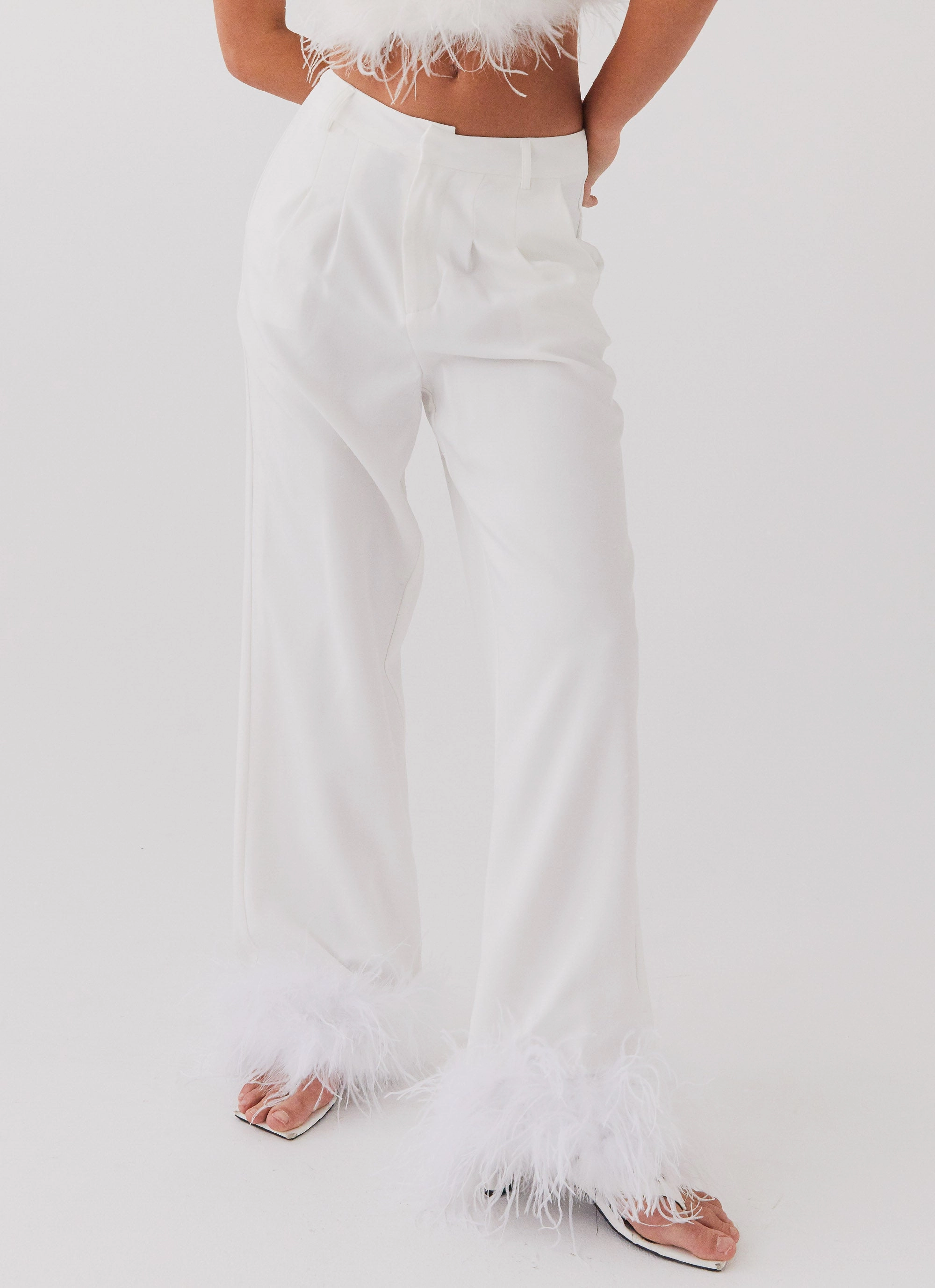 Shake It Off Feather Pants - Snow Subtle Fit