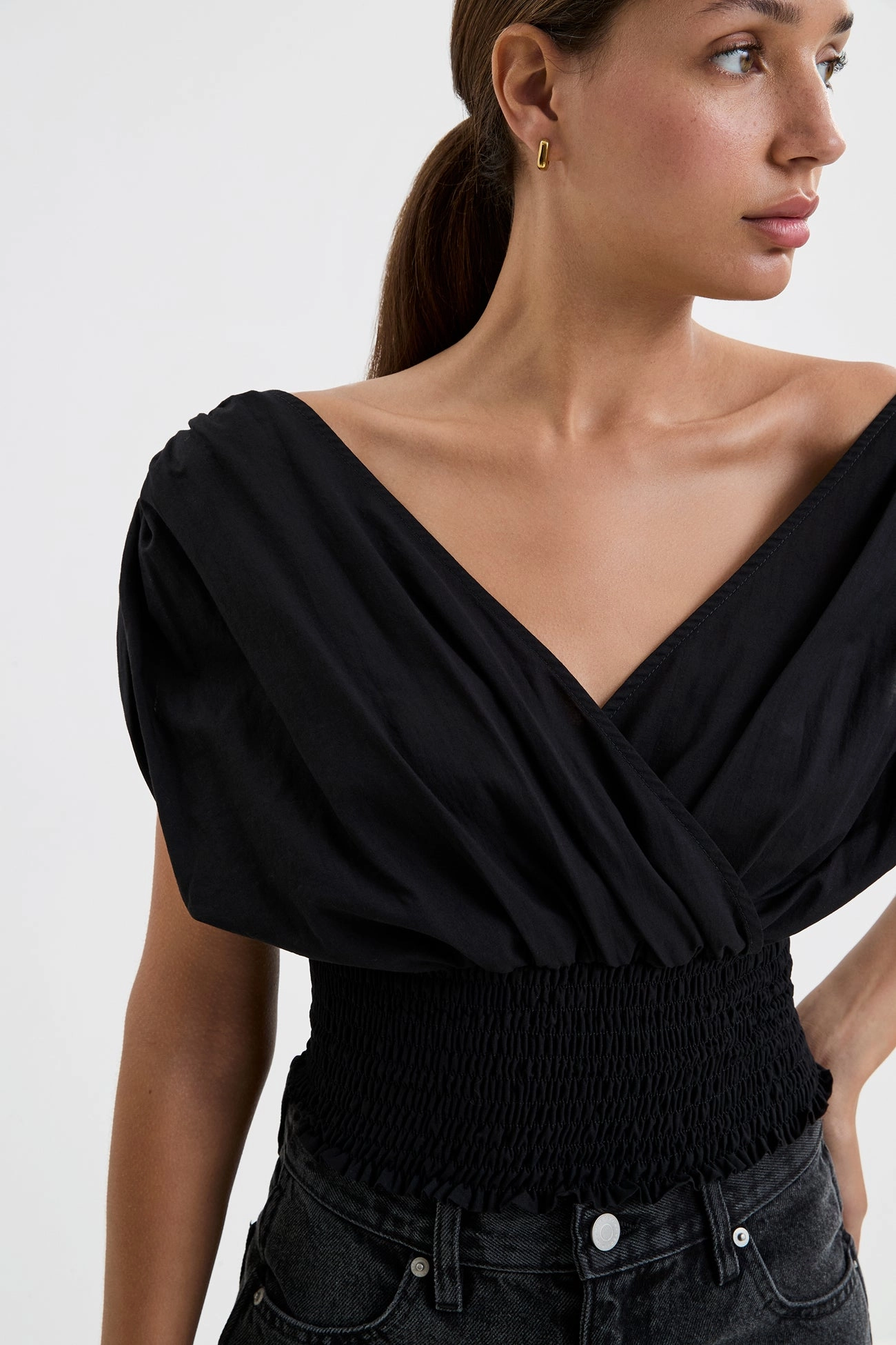 Signe Top Stylish Silhouette