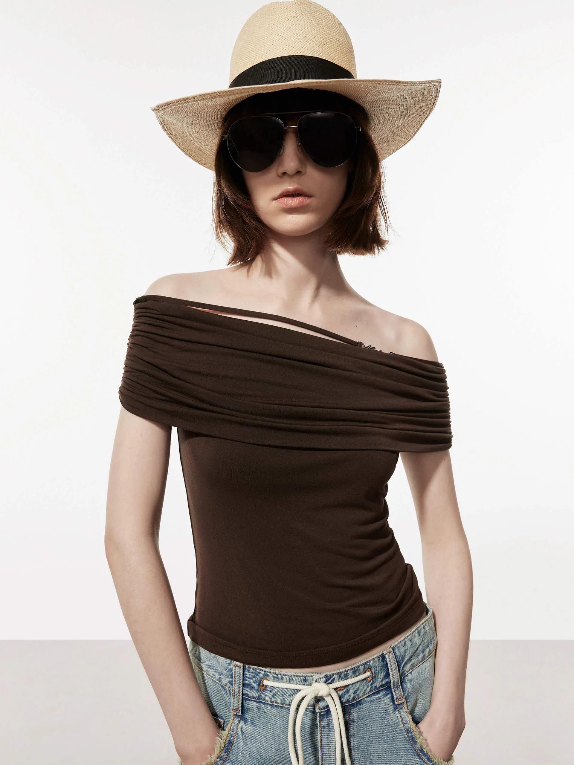 Social Meetup Off Shoulder Fitted Top