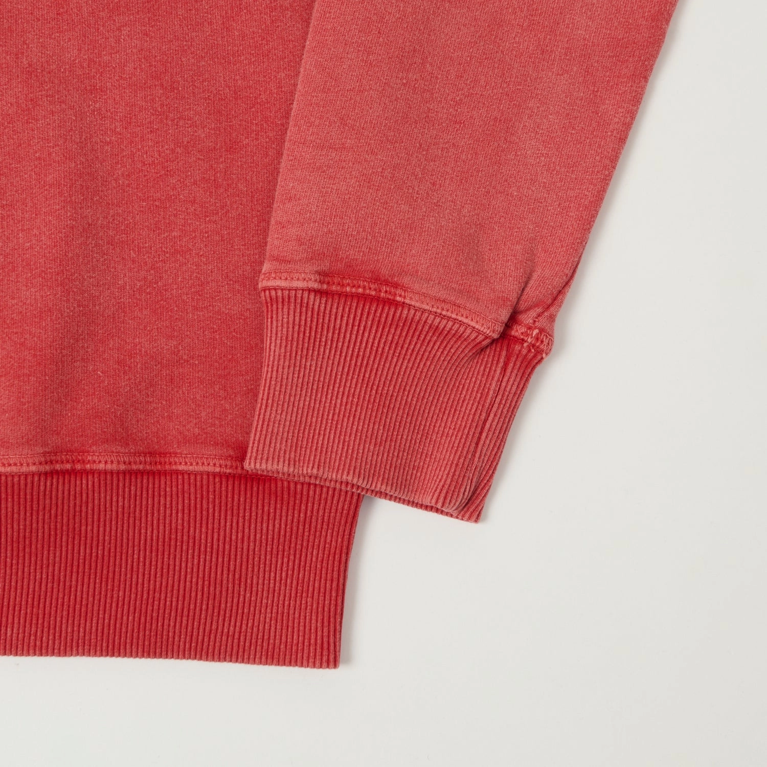 Easy to Carry Flea-T 1950s Raglan Sleeve 'Rebel Mickey' Sweatshirt - Red