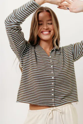 Unisex Appeal No Fuss Elisa Cardigan Top in Blue/Brown