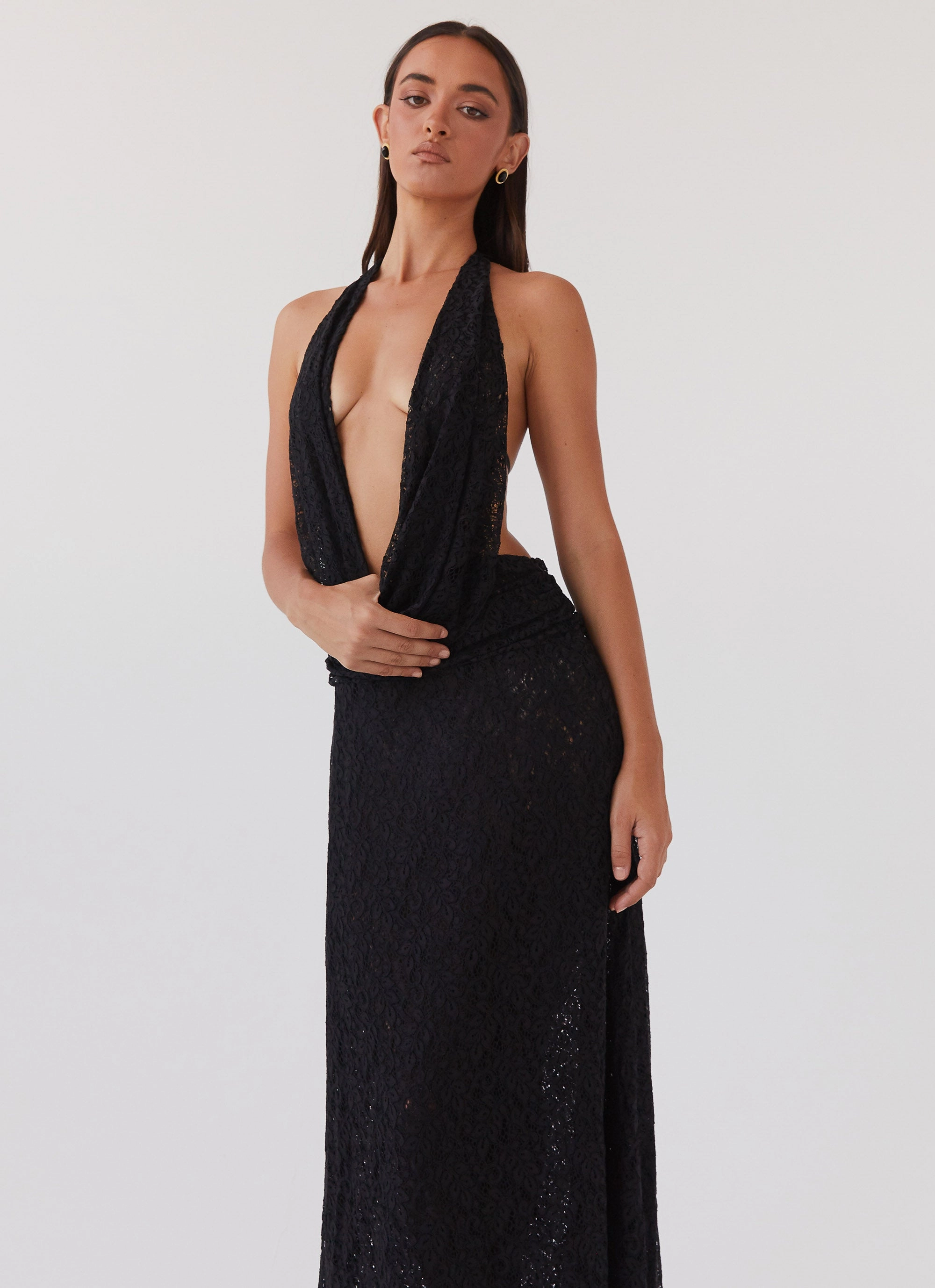Casual Tones Style Moment Elysia Lace Maxi Dress - Black