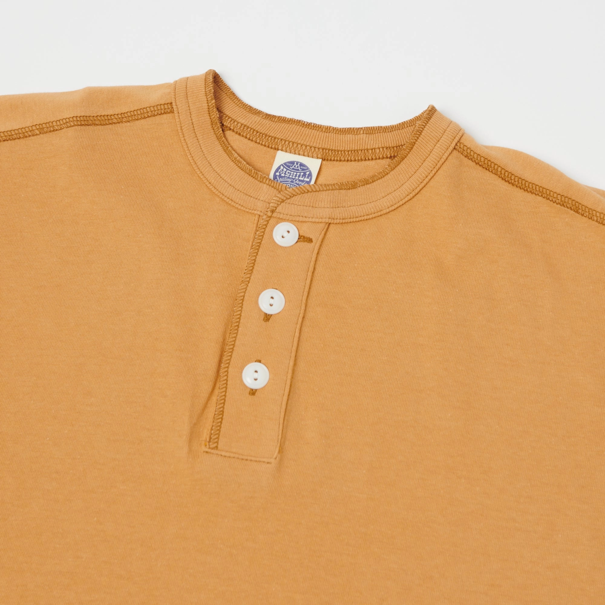 TOYS McCOY Union Henley - Gold High Density Knit