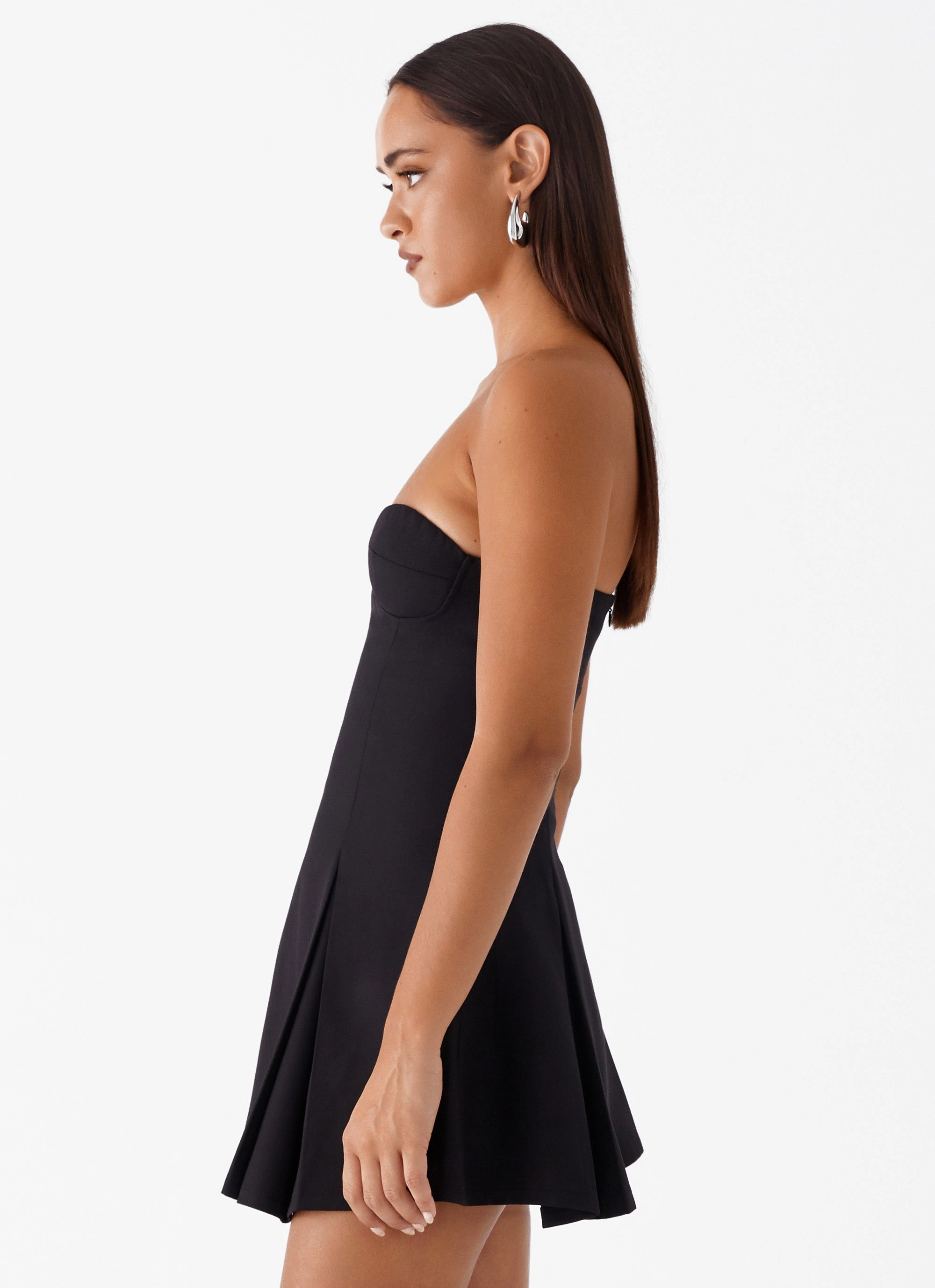 UV-Resistant Victoria Strapless Mini Dress - Black