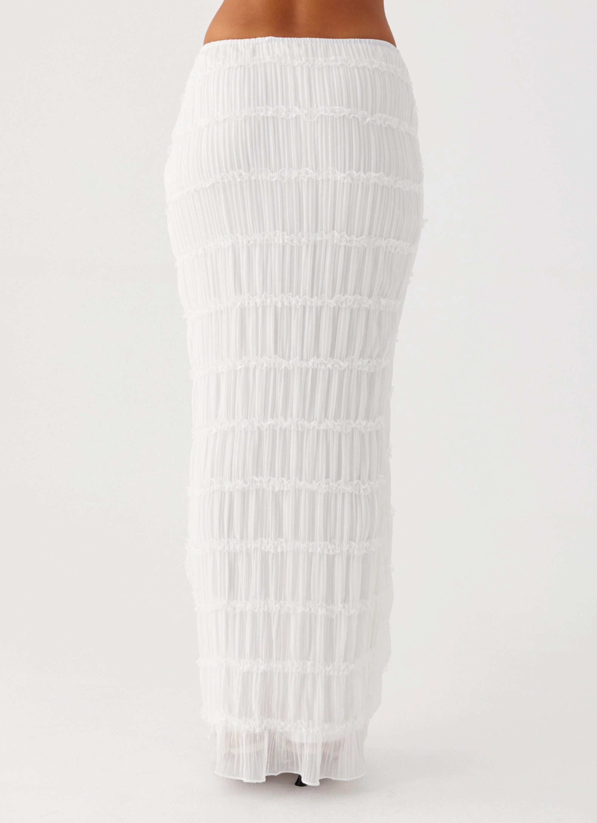 Soft Tone Daydreaming Low Rise Maxi Skirt - White