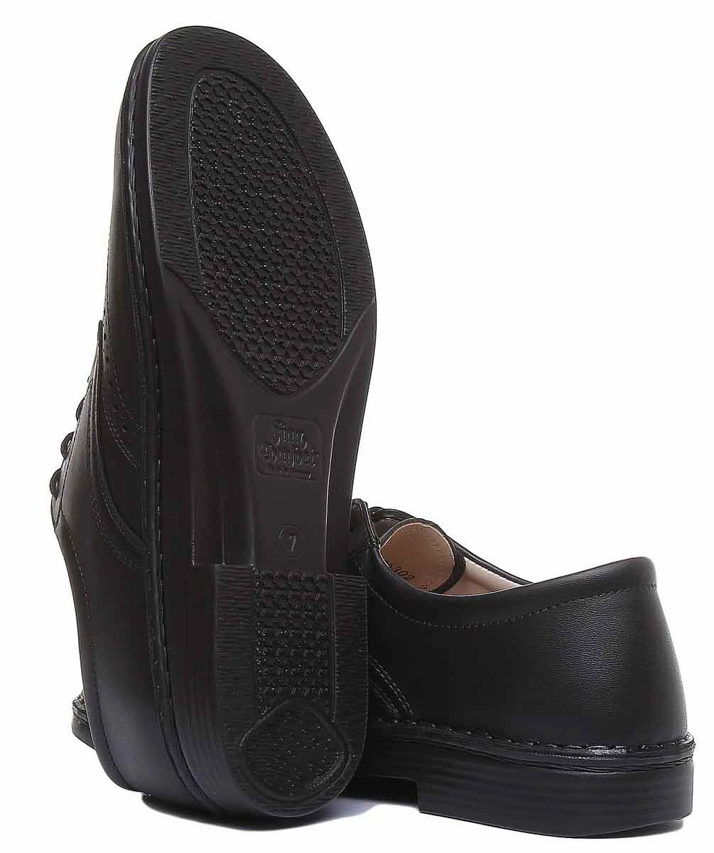 Finn Comfort Budapest In Black Show Fit