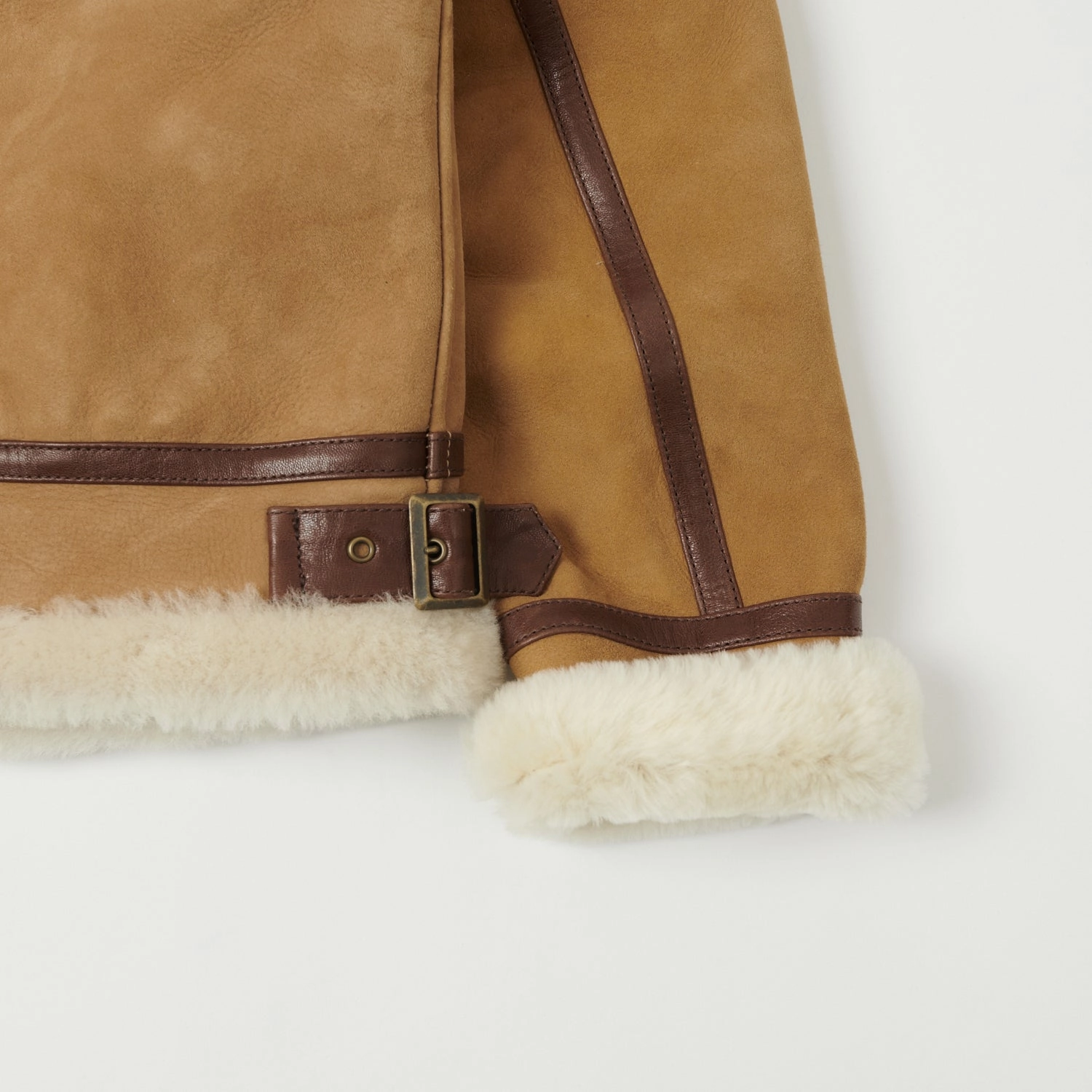 Suggest Oppose Shangri-La Heritage 'Aviatore' B-3 Shearling Flight Jacket - Sabbia