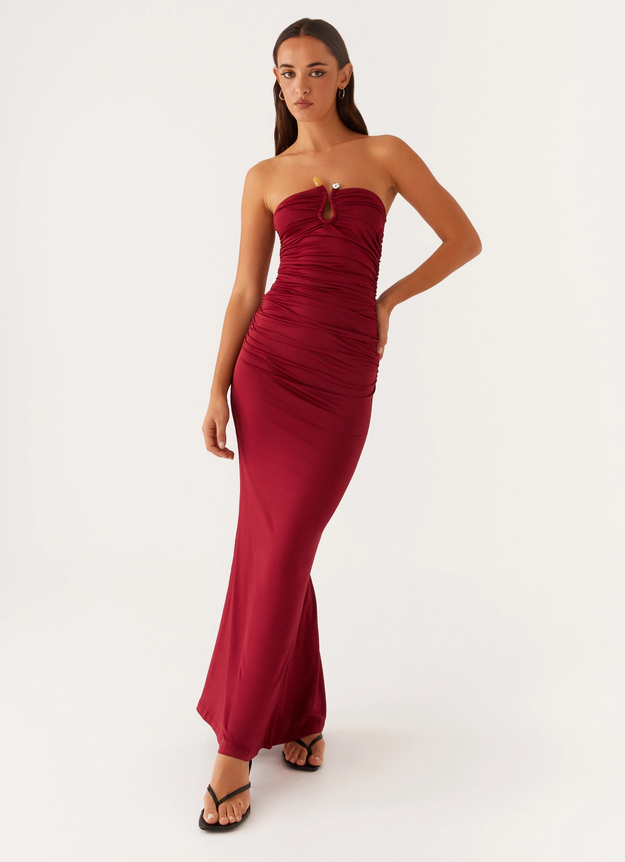 Soft Stitch Polite Tone Rudy Maxi Dress - Maroon