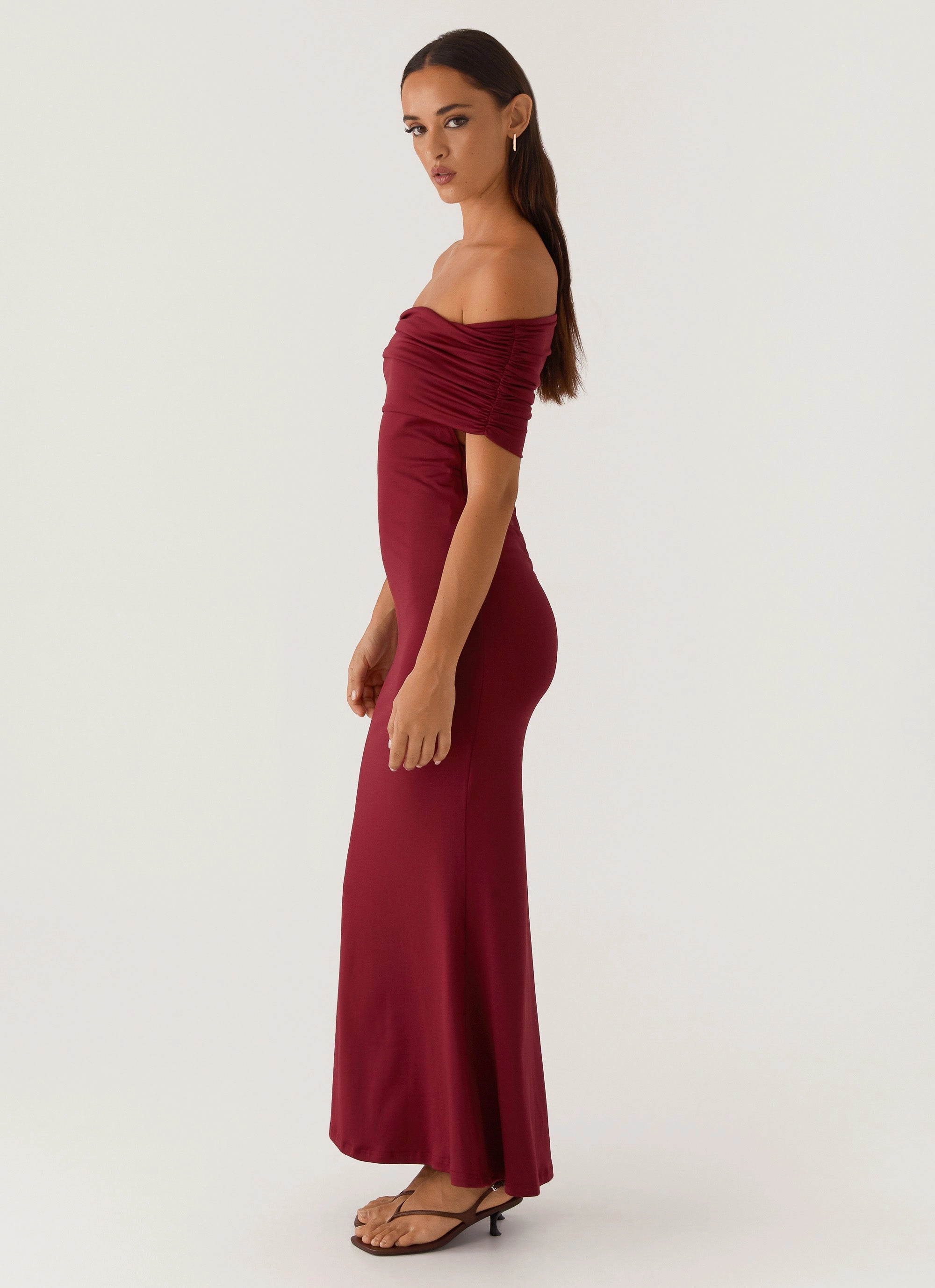 Cozy And Stylish Maude Maxi Dress - Maroon