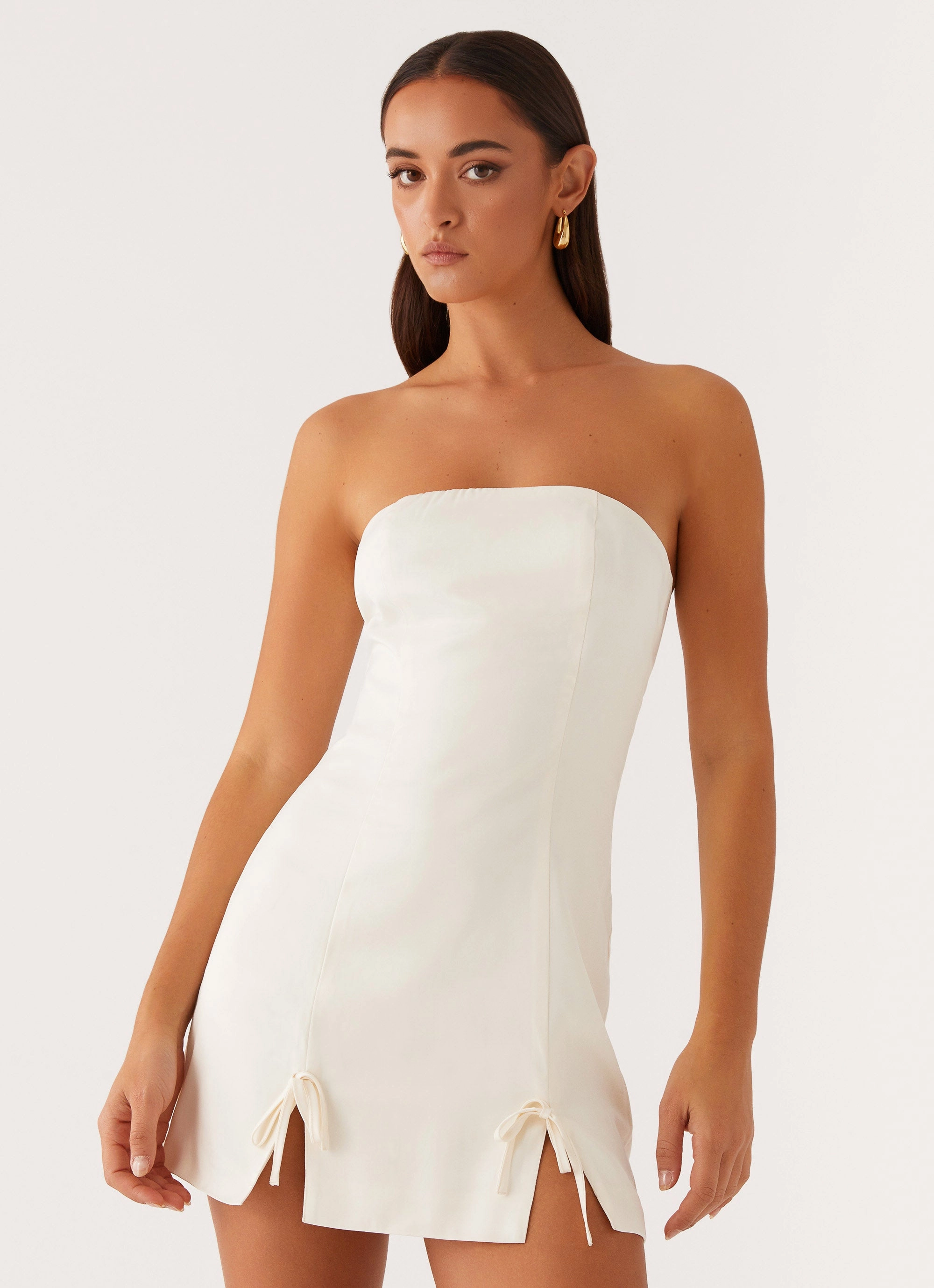 Kessie Mini Dress - Ivory Statement Look