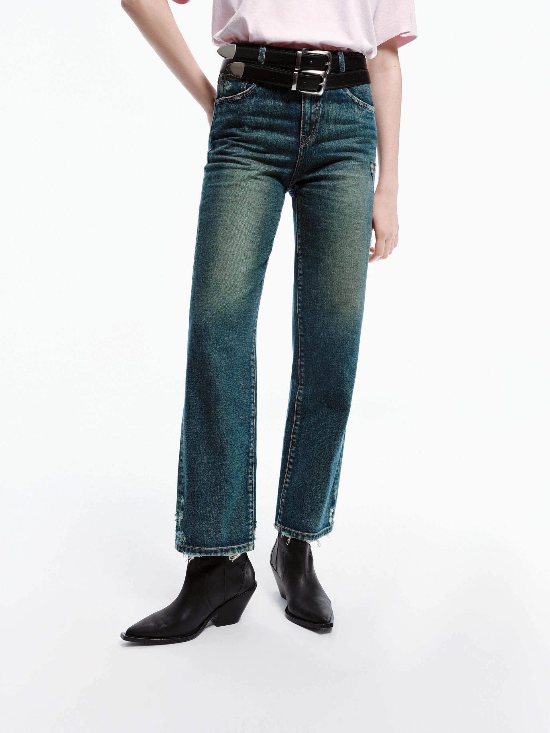Classic Five Pocket Frayed Detail Straight Jeans