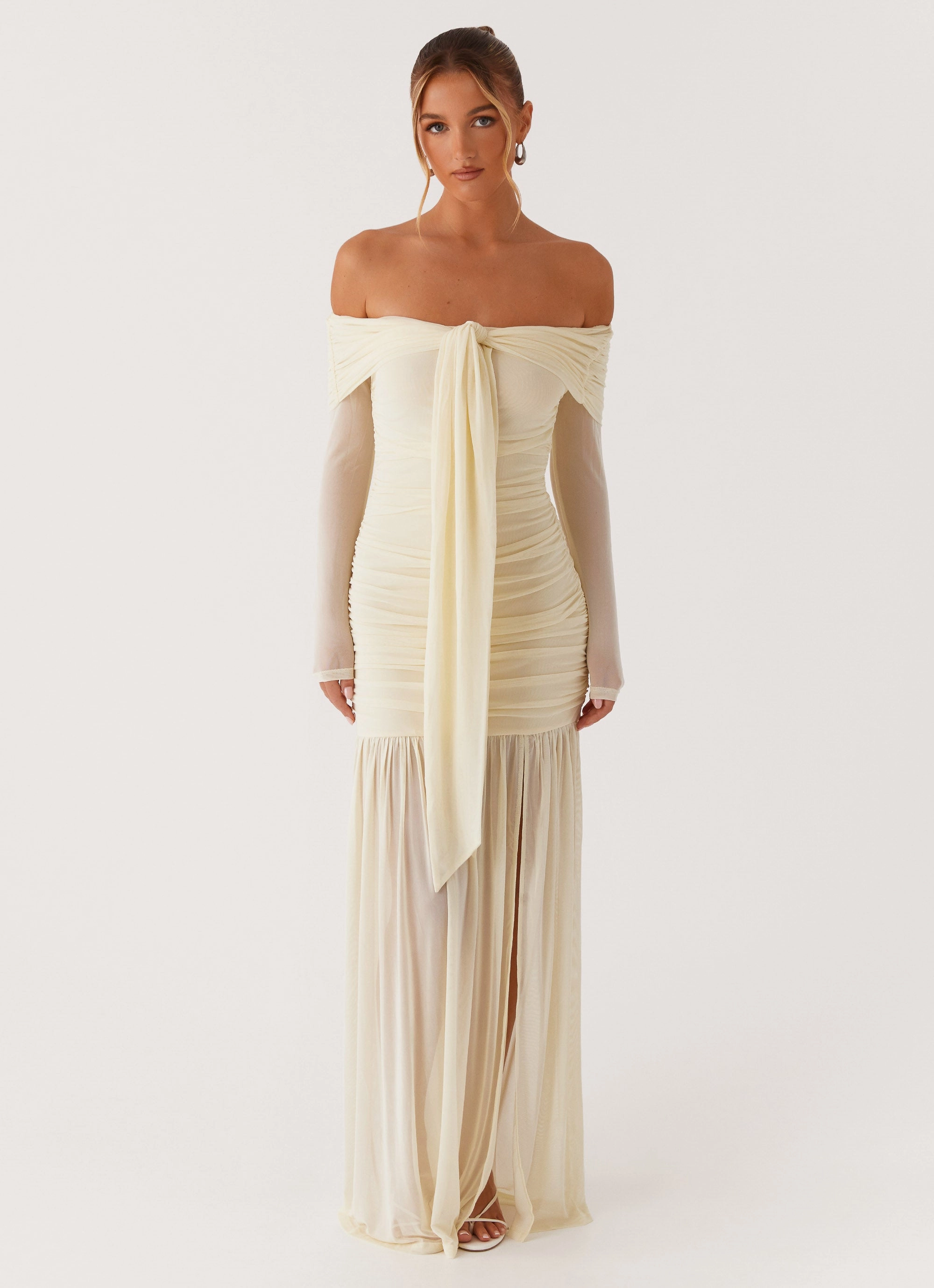 Ginny Maxi Dress - Yellow Light Finish Classic knee-length dress