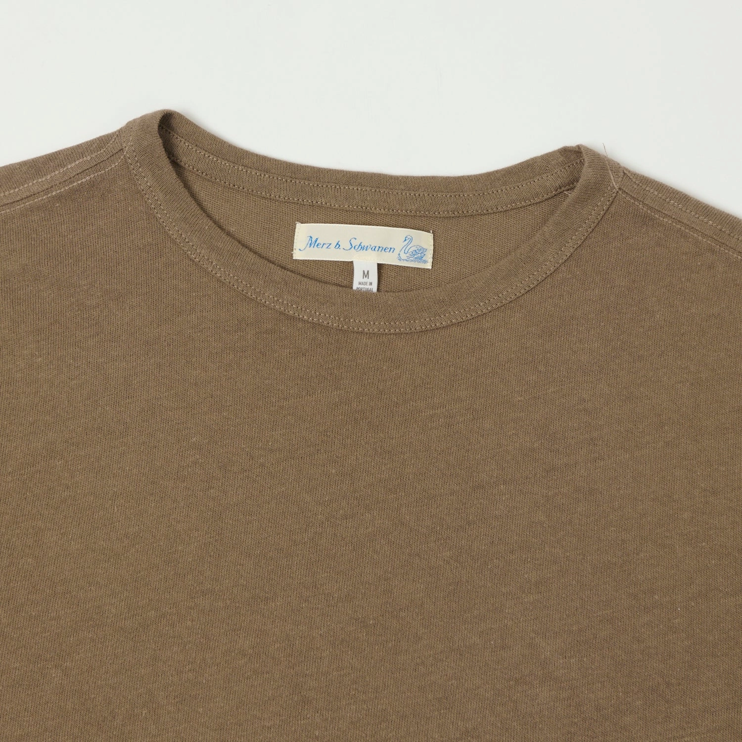 Merz b. Schwanen 'Good Basics' Linen & Organic Cotton T-shirt - Faded Grain Thermoregulating Fabric Fun and Relaxed
