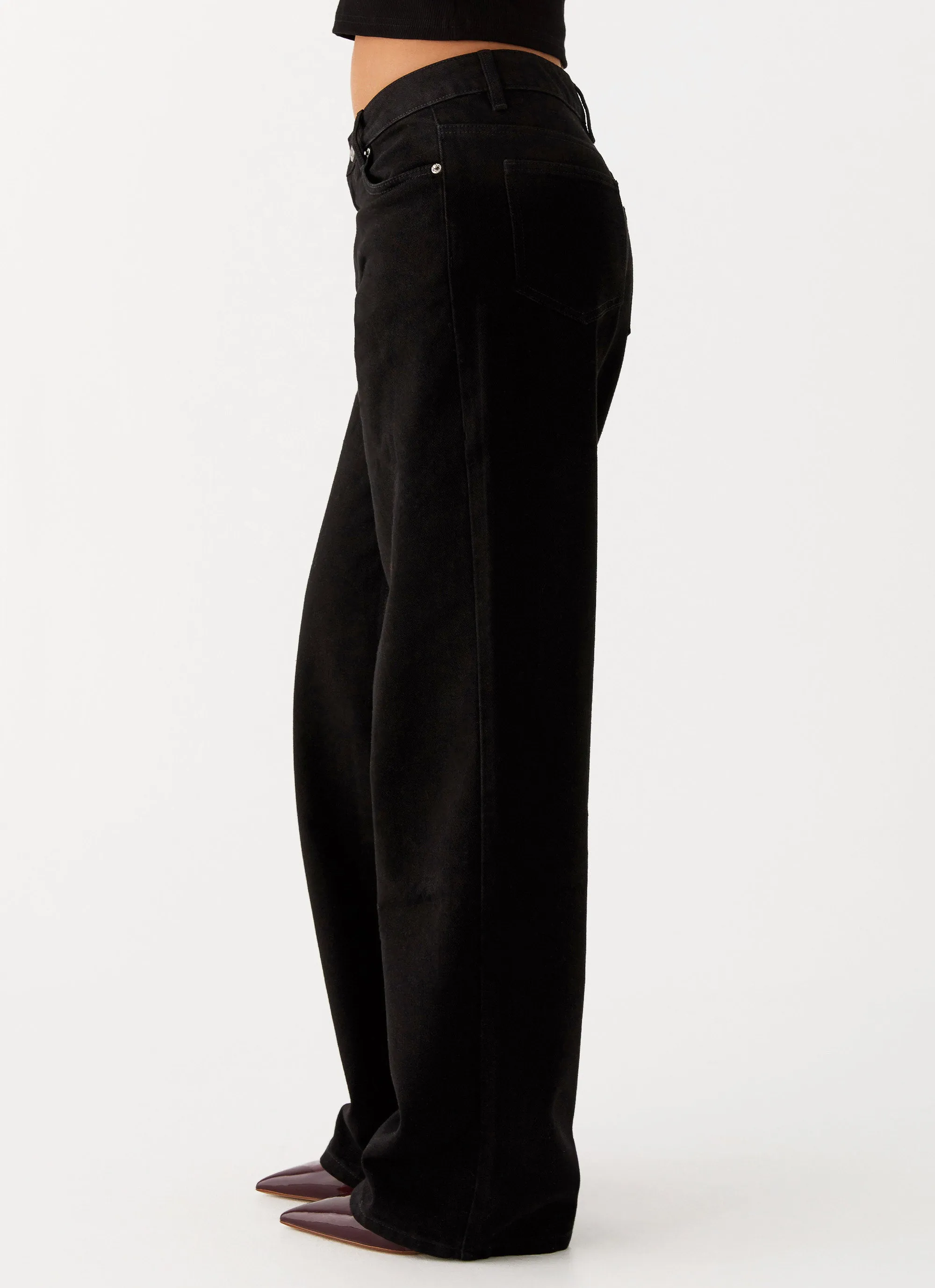 Relaxed Style Heavy Duty Zipper Mechanism Keanna Low Rise Denim Jeans - Black