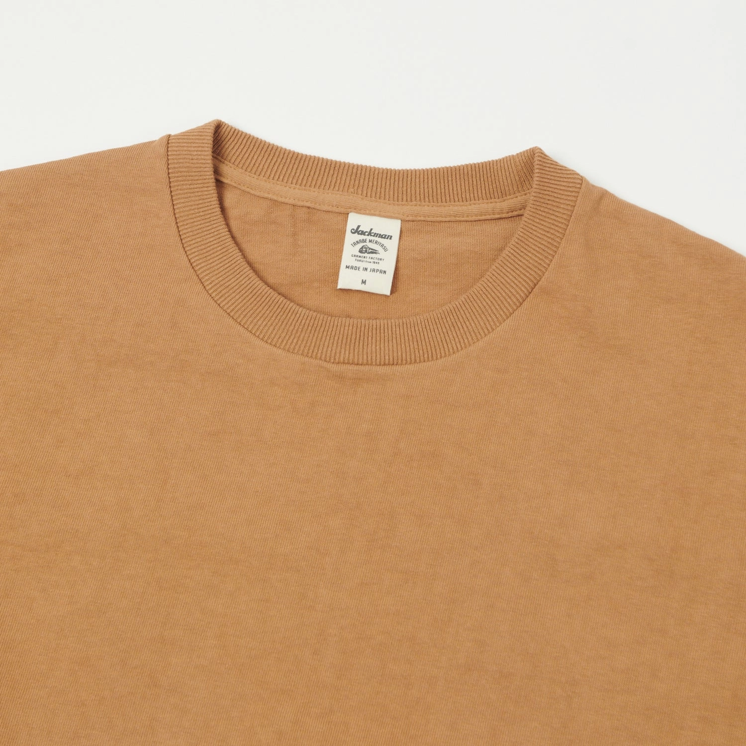 Sporty Layers EcoFriendly Dye Jackman Dotsume T-Shirt - Almond