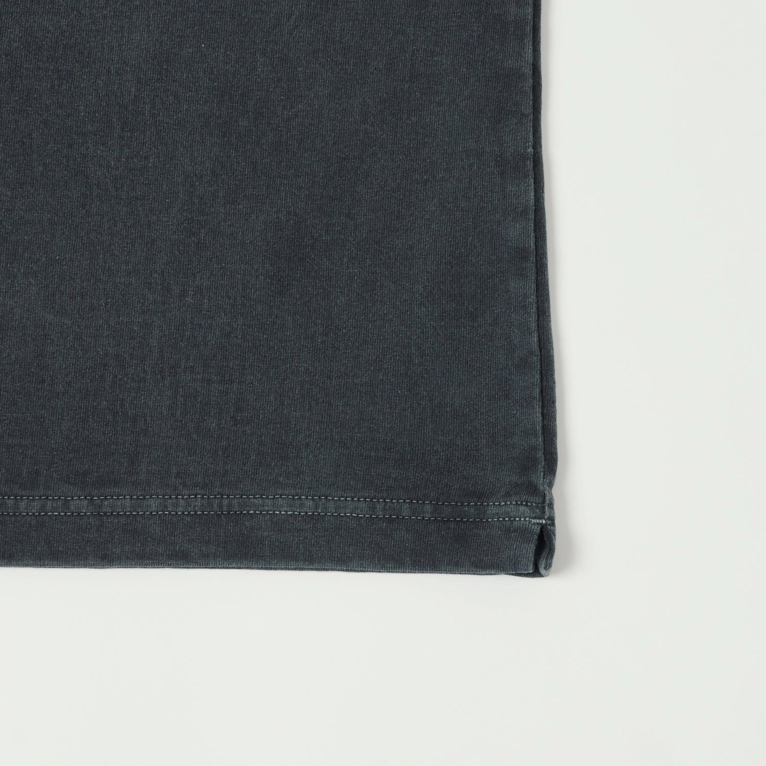 Jackman Pigment Dye Pocket T-Shirt - Fade Blue Grey Chic Sporty Chic