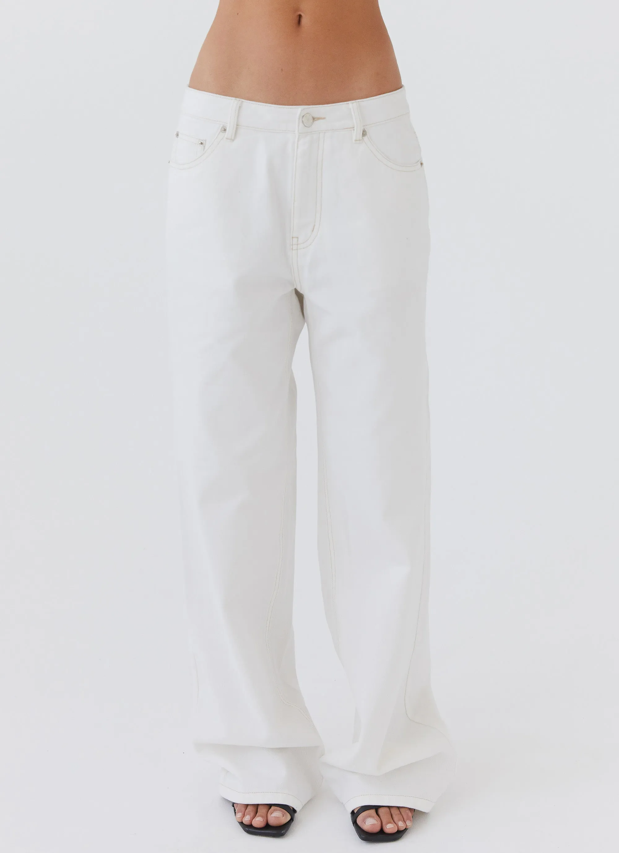 Base Outfit Keanna Low Rise Denim Jeans - Ivory