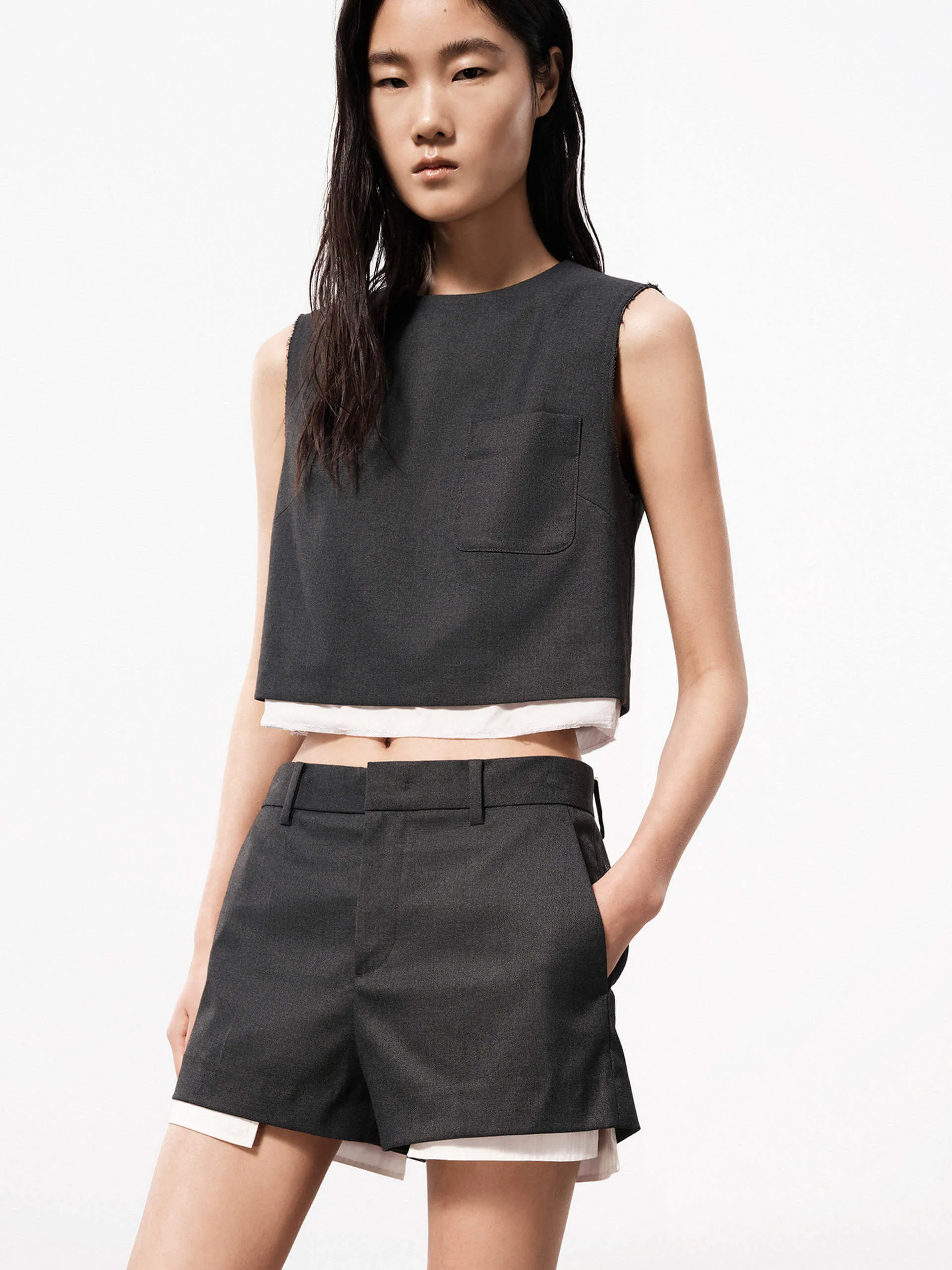 Layer Detail Sleeveless Top Urban Style Functional Pocket