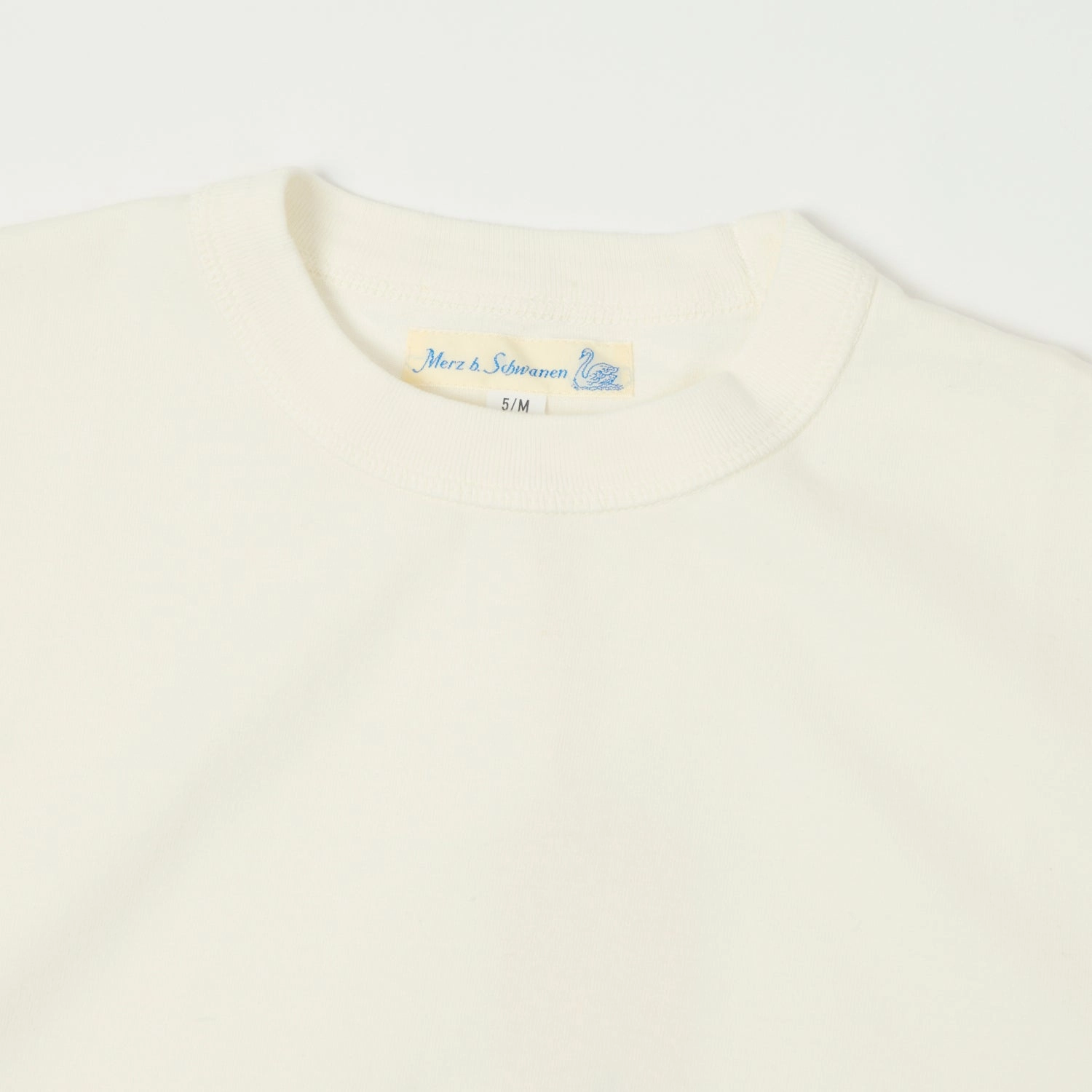 Spring Wear Merz b. Schwanen 'Good Basics' Long Sleeve Boxy Cropped T-Shirt - White