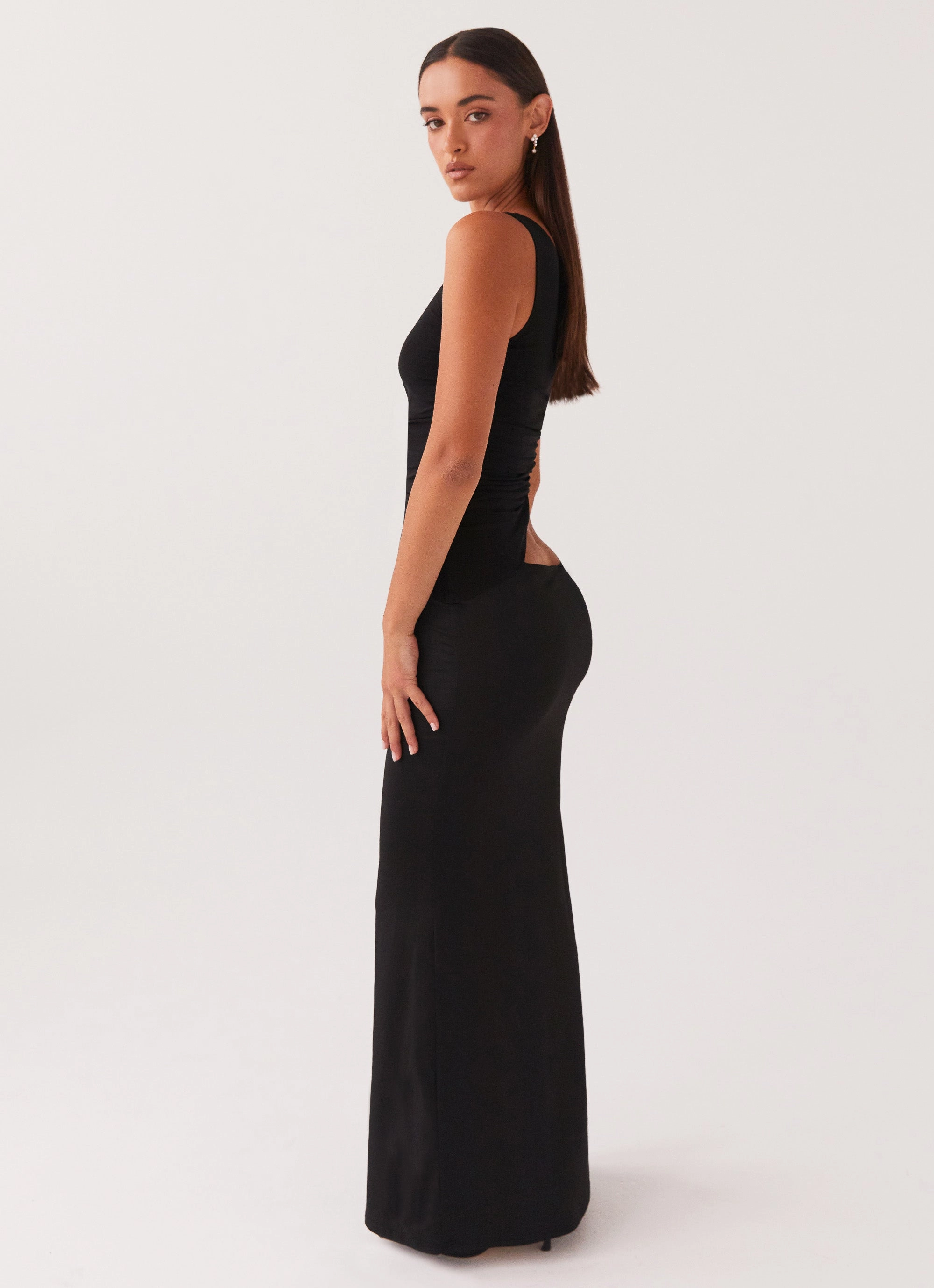 Calm Aesthetic Waist Seam Seranella One Shoulder Maxi Dress - Black