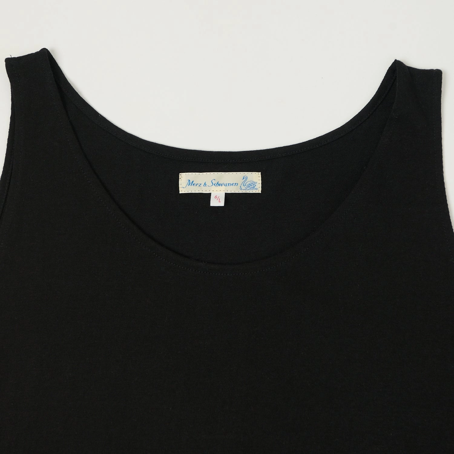 Top Rated Merz b. Schwanen 136 Lightweight Tank Top - Deep Black