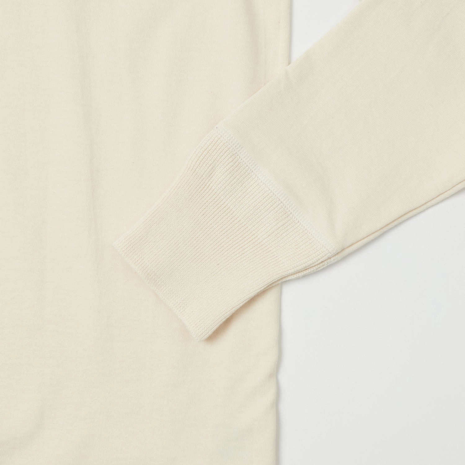 Merz b. Schwanen 204 Long Sleeve Henley - Nature Midweight Knit