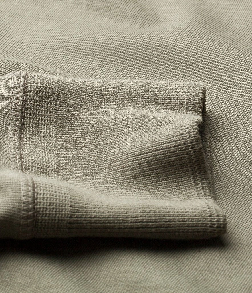 Merz b. Schwanen 206 Long Sleeve Henley - Army Green Printed design Stylish piece