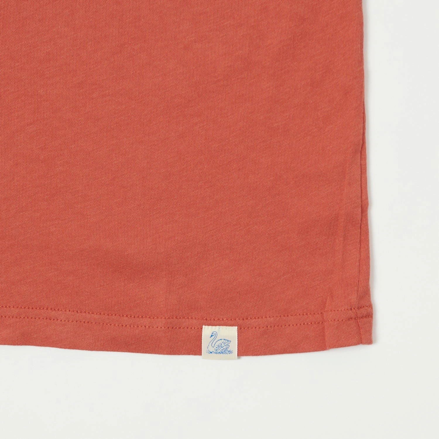 Merz b. Schwanen 'Good Basics' Vintage Wash T-Shirt - Newman Red Seamless construction Subtle Details