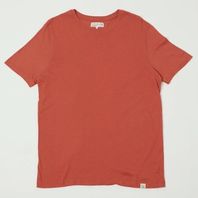 Classic Layer Stretch Comfort Merz b. Schwanen 'Good Basics' Vintage Wash T-Shirt - Newman Red