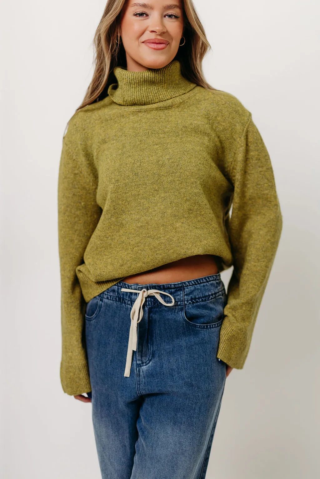 Daily Casual Style Light Weight Mildred Turtleneck Sweater in Citron