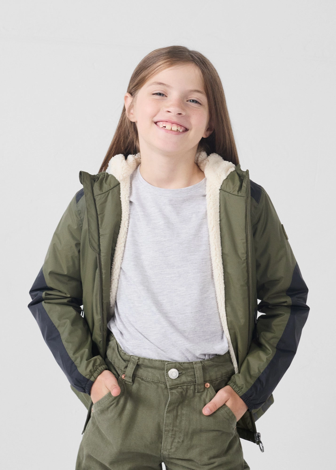 Imperm??able enfant ?? capuche sherpa Army Lag sherpa Breathable Technology ElasticCuffs
