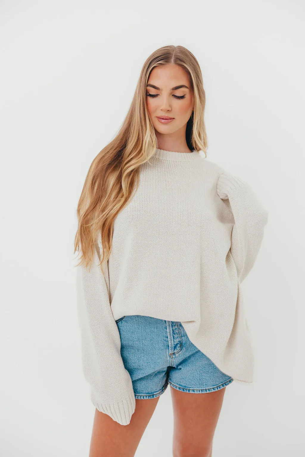 Mood Booster Mid layer Luna Relaxed Boyfriend Fit Crew Neck Sweater in Oatmeal