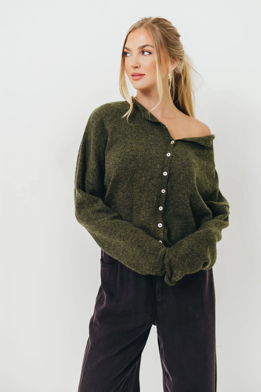 Timeless Feel Piper Cardigan Top in Hunter Green