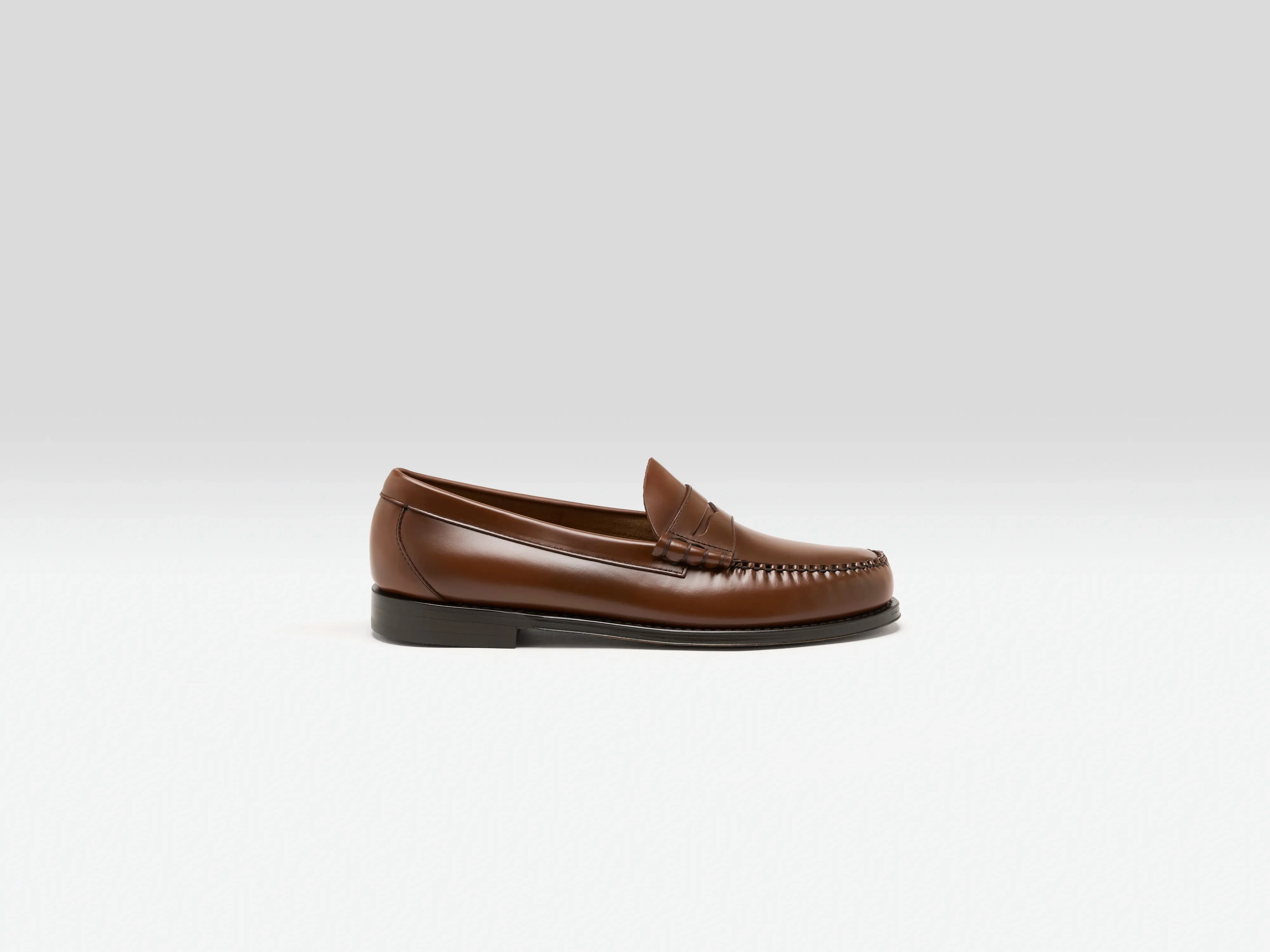 Non-Slip Outsole Weejuns Larson Penny Loafers for Men  (251 / M / BROWN)